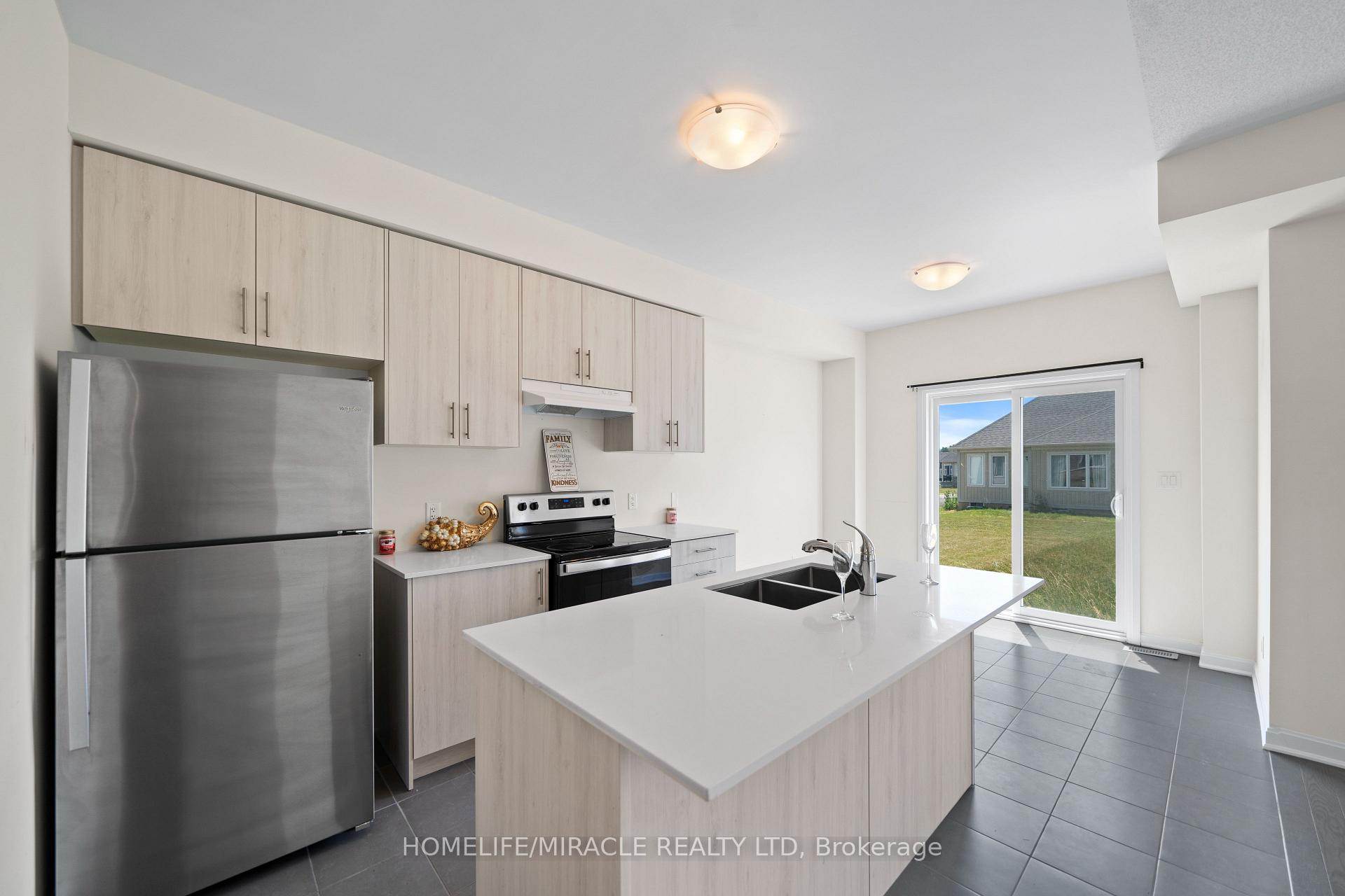 Photo 10 of 67 Oakmont Drive, Loyalist, Bath — HOMEH