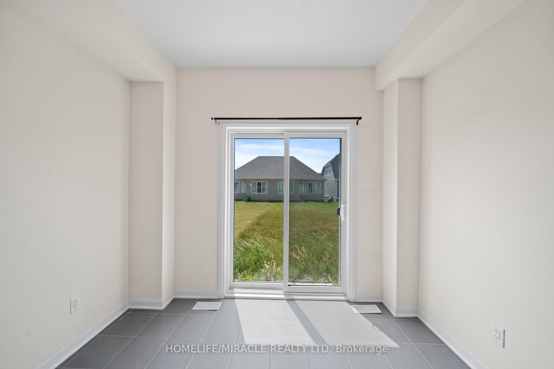 Photo 13 of 67 Oakmont Drive, Loyalist, Bath — HOMEH