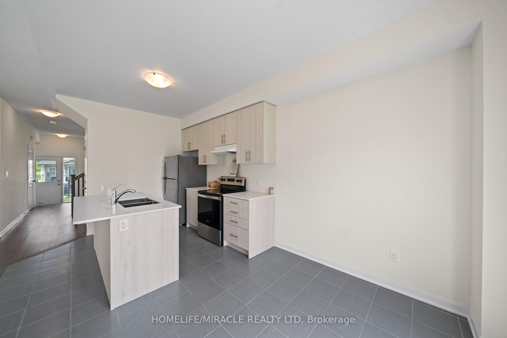 Photo 12 of 67 Oakmont Drive, Loyalist, Bath — HOMEH