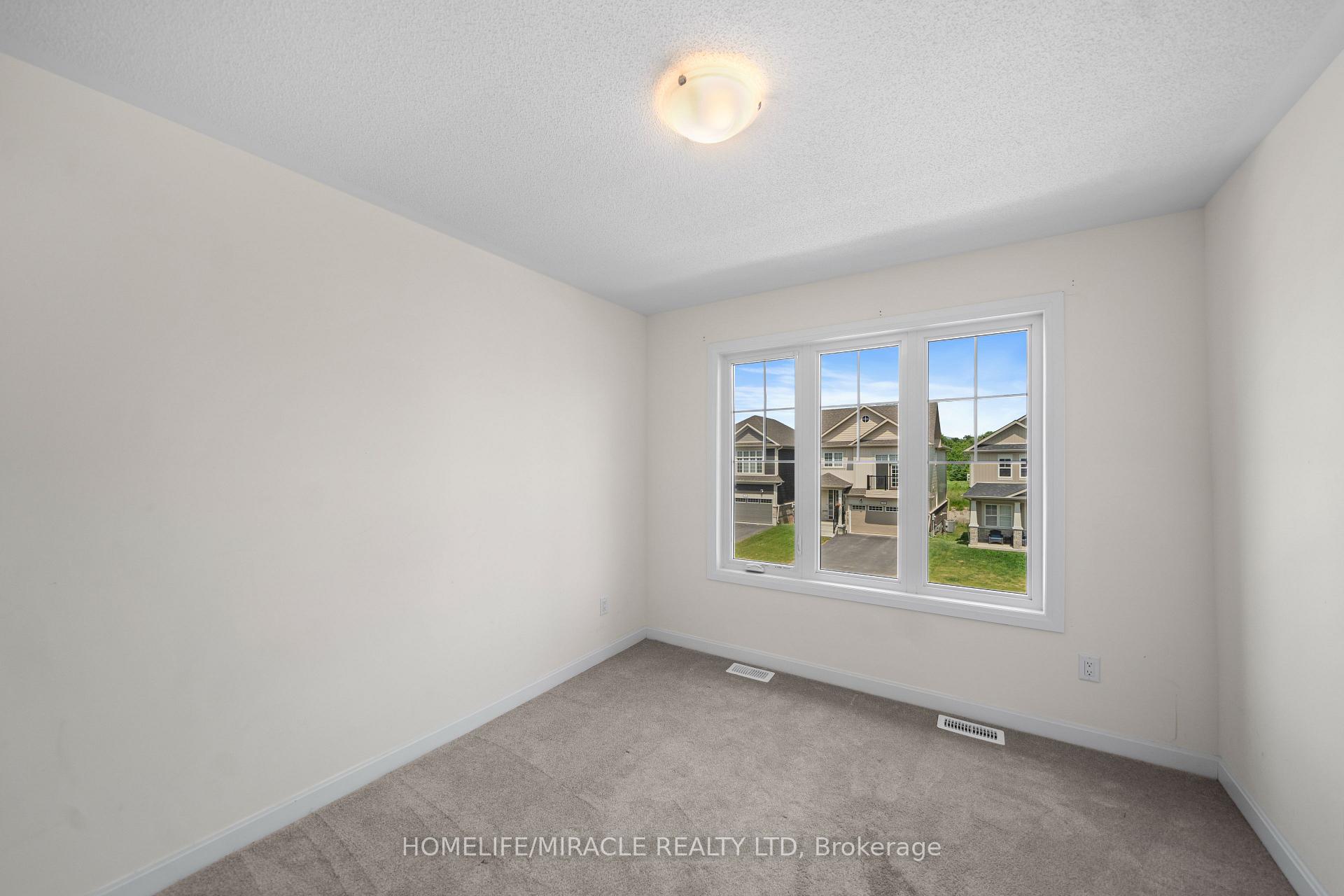 Photo 20 of 67 Oakmont Drive, Loyalist, Bath — HOMEH