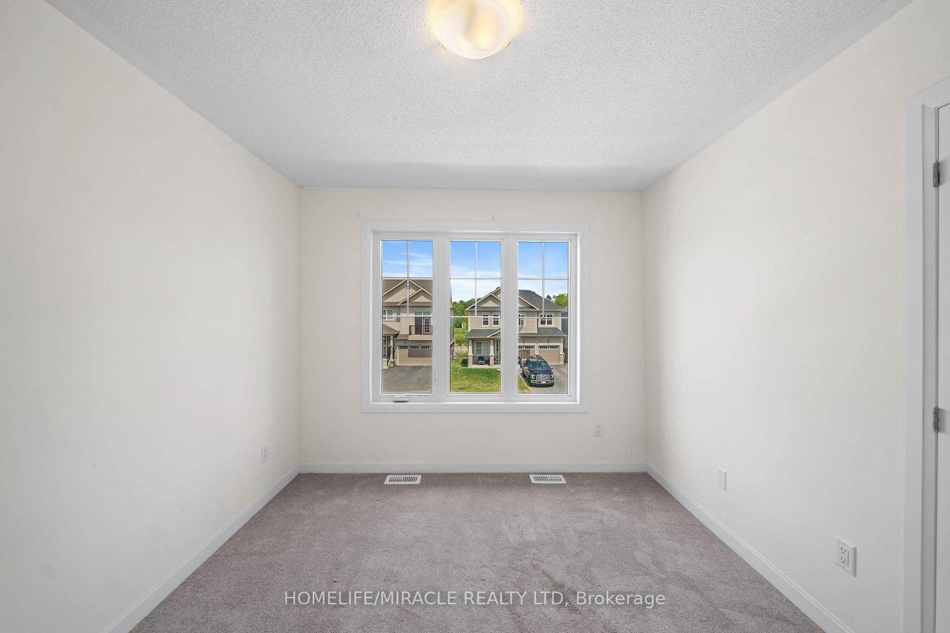 Photo 19 of 67 Oakmont Drive, Loyalist, Bath — HOMEH