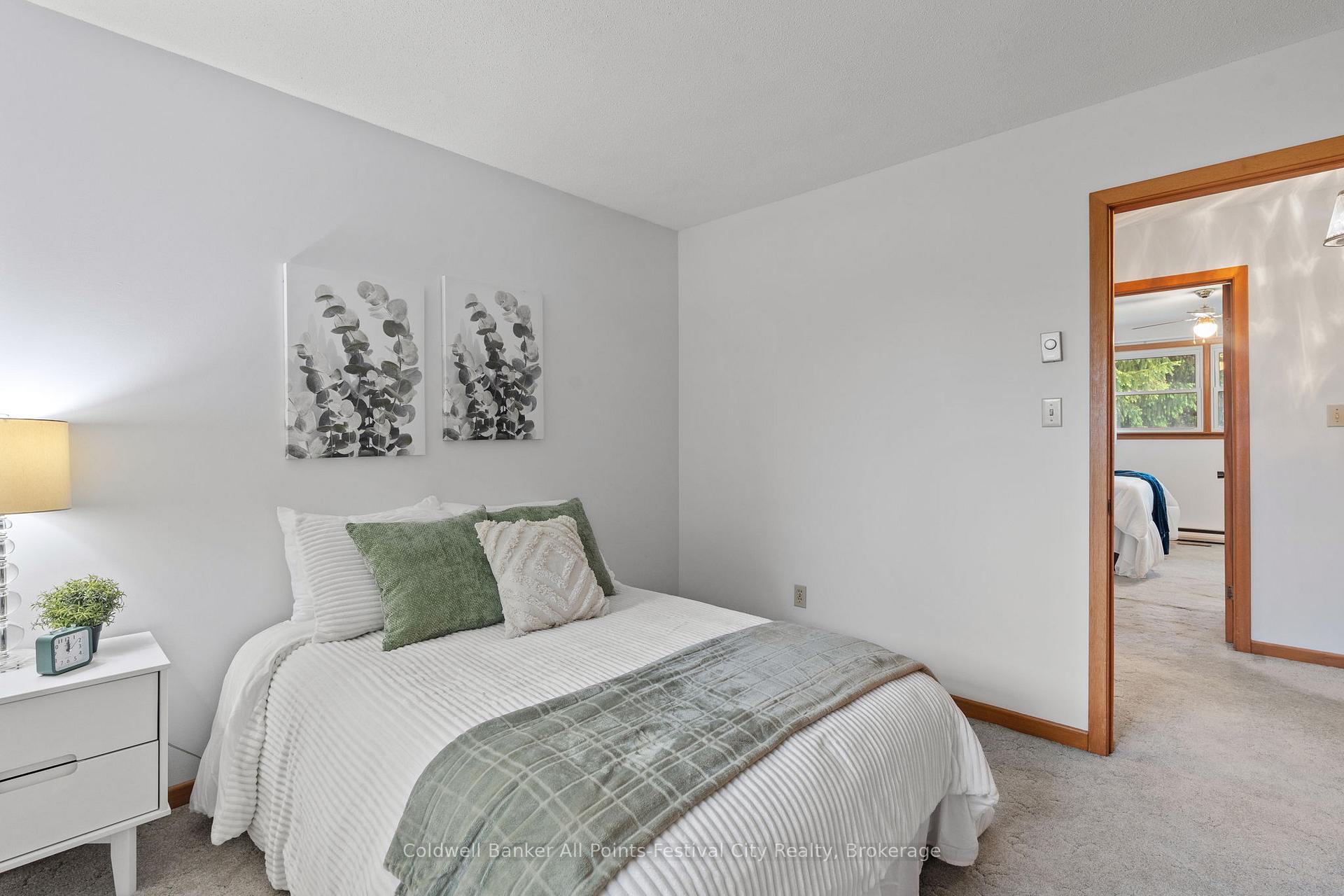 Photo 21 of 4 Suncoast Drive W, Goderich, Goderich Town — HOMEH