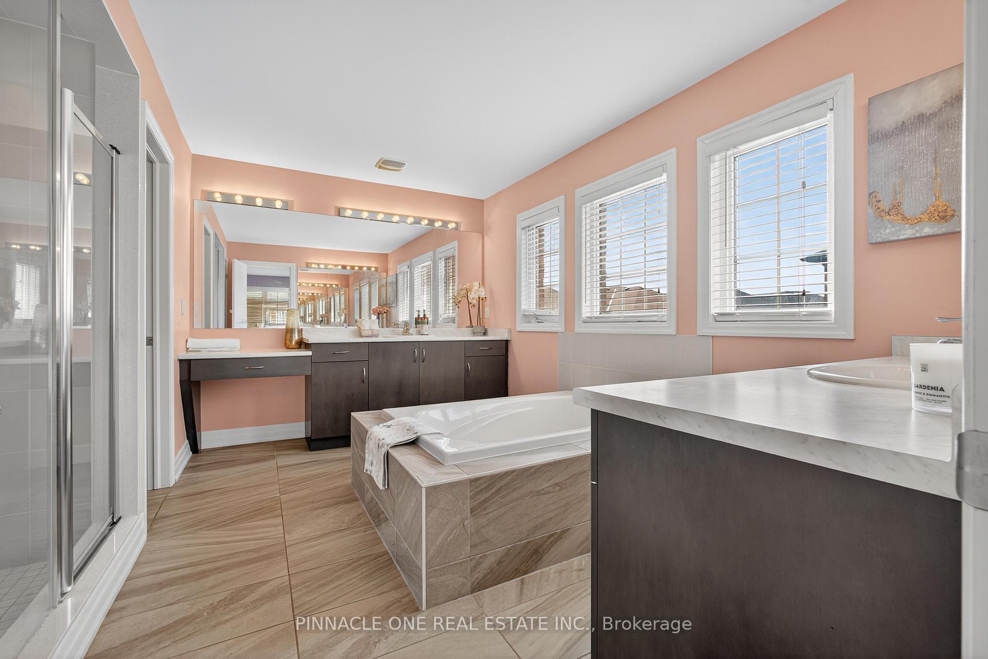 Photo 34 of 38 Quick Trail, Clarington, Bowmanville — HOMEH