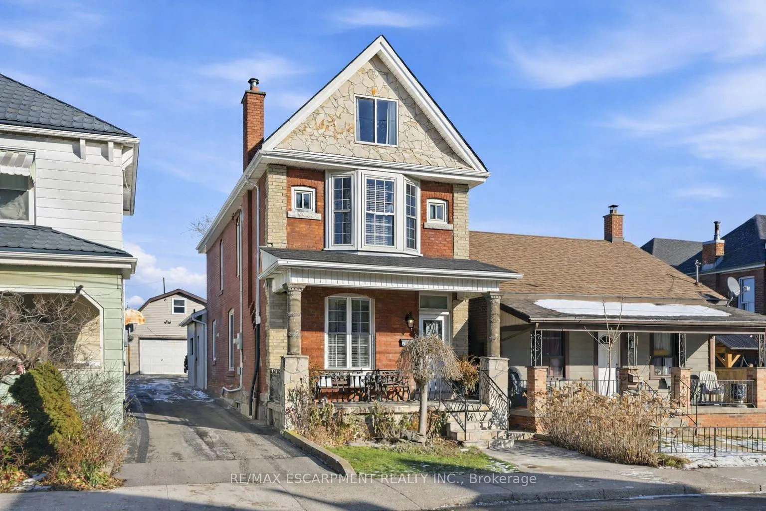 Photo 1 of 81 Simcoe Street E, Hamilton, North End — HOMEH
