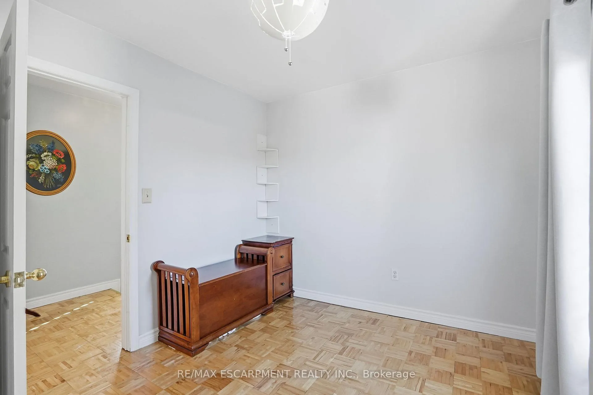 Photo 27 of 81 Simcoe Street E, Hamilton, North End — HOMEH