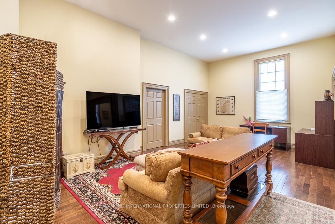 Photo 3 of 7788 Yonge Street, Vaughan, Uplands — HOMEH