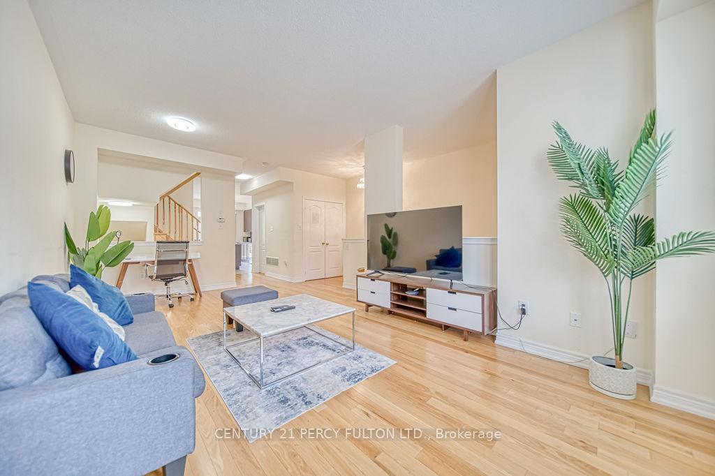Photo 8 of 142 Sea Drifter Crescent, Brampton, Bram East — HOMEH
