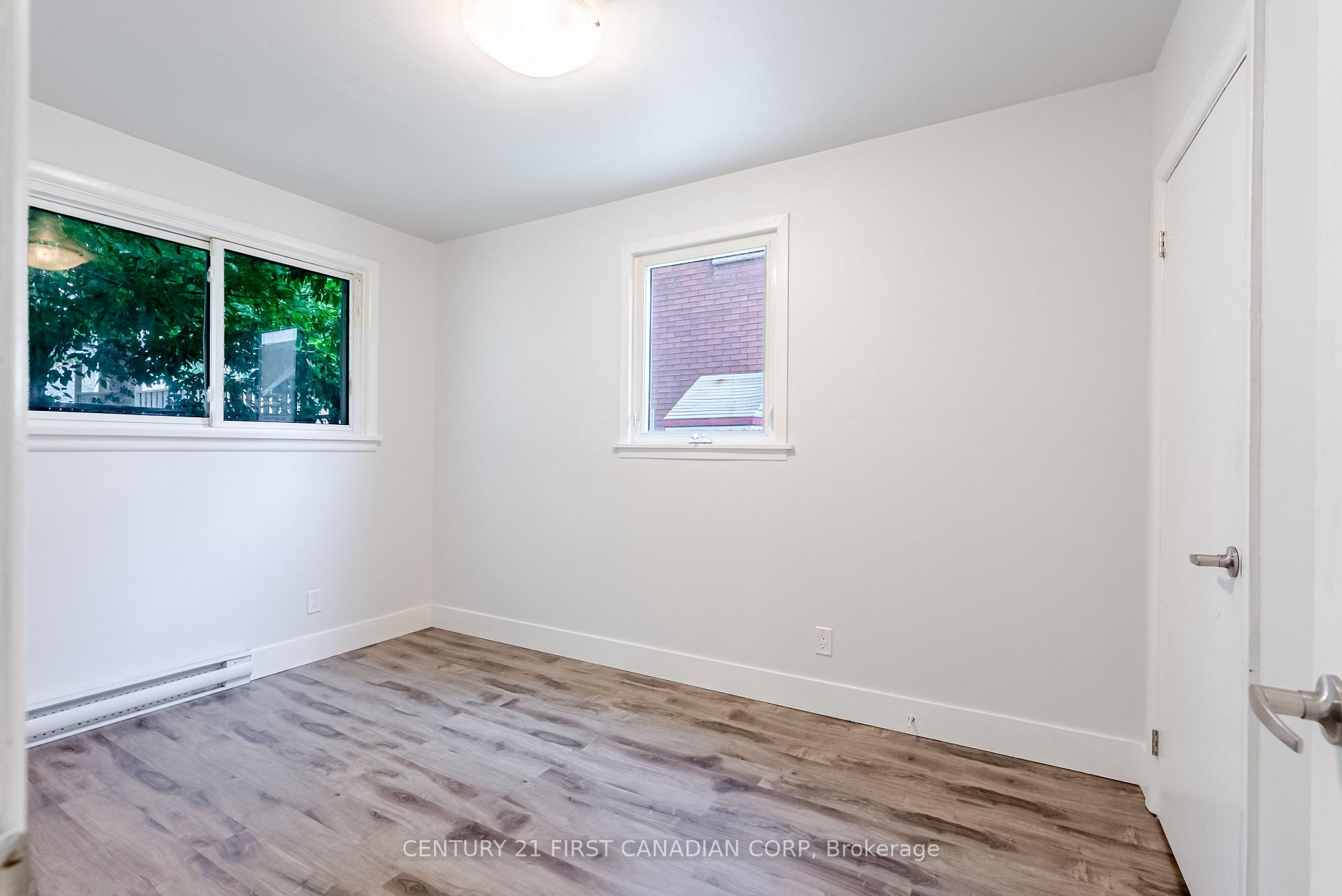 Photo 13 of 76 Myrtle Street, St. Thomas — HOMEH