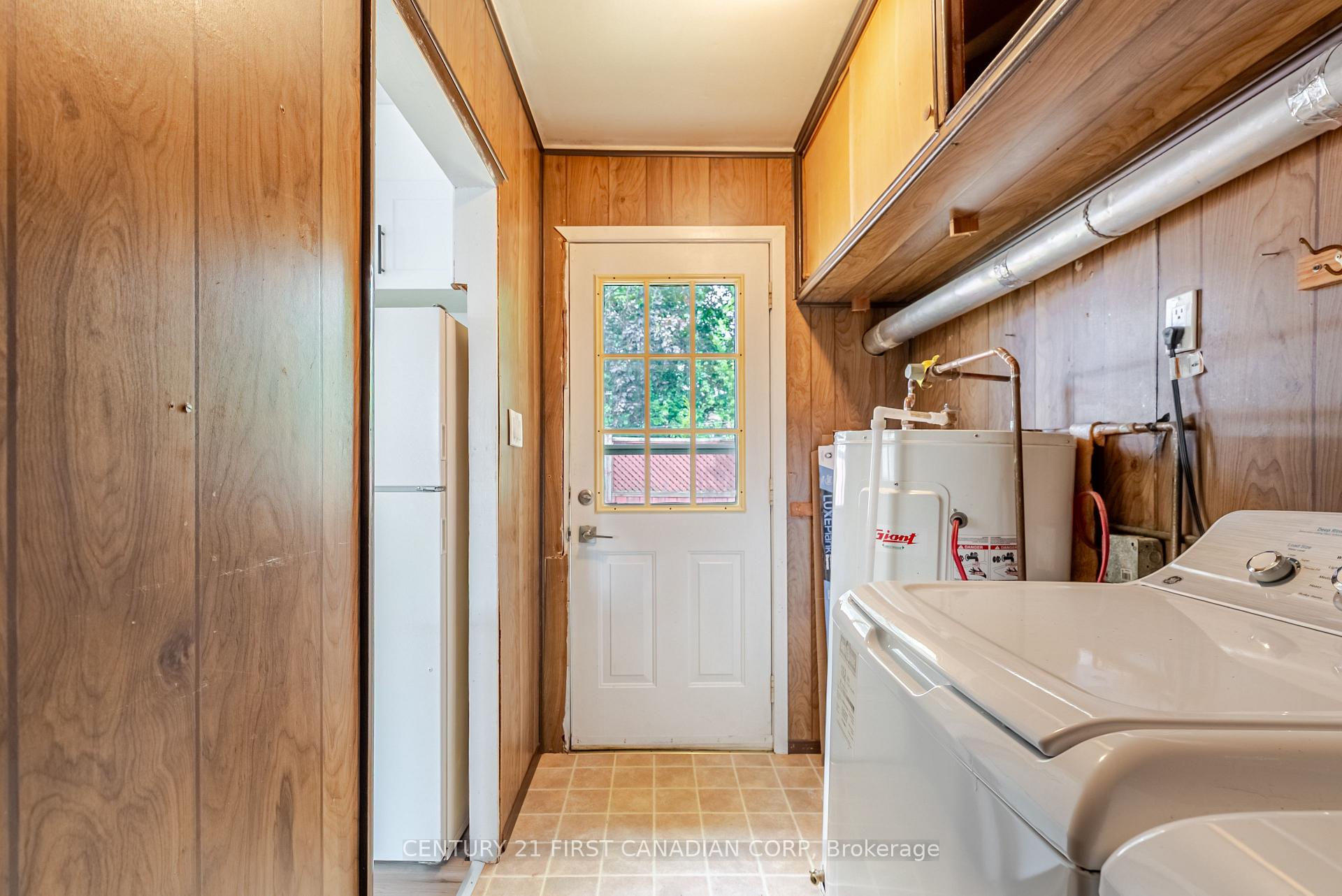 Photo 19 of 76 Myrtle Street, St. Thomas — HOMEH