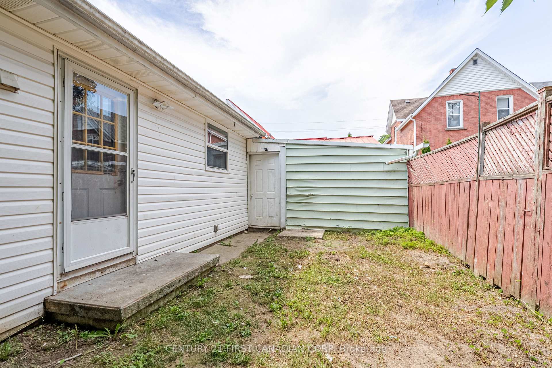 Photo 20 of 76 Myrtle Street, St. Thomas — HOMEH
