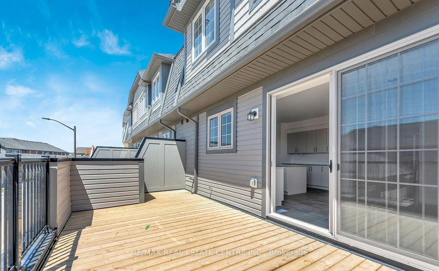Photo 3 of 302 Coronation Road, Whitby, Rural Whitby — HOMEH