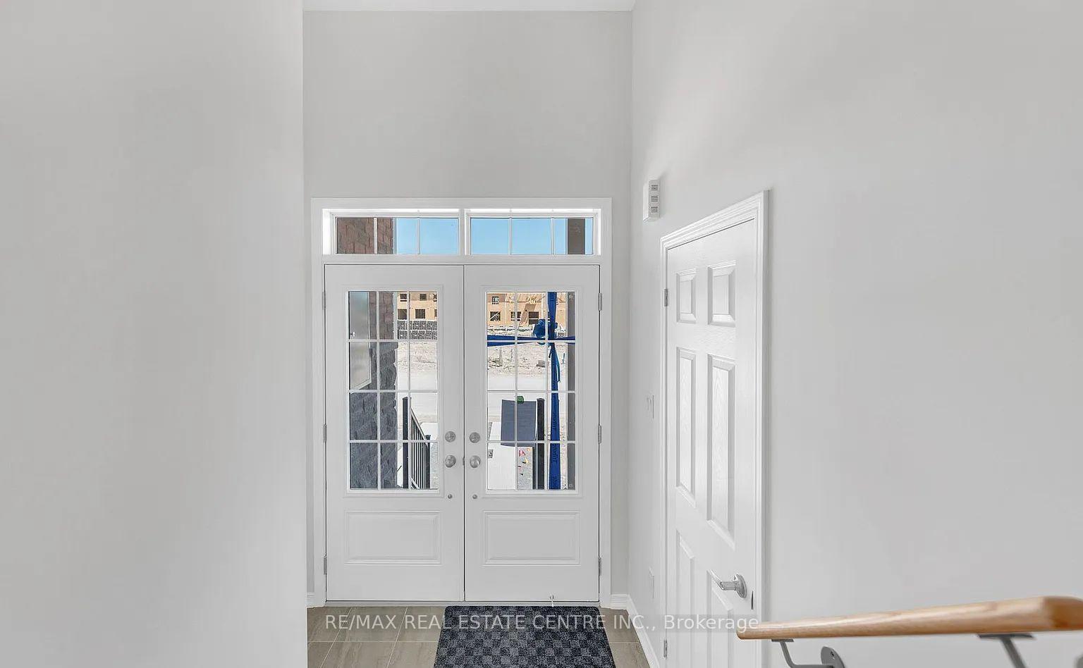 Photo 13 of 302 Coronation Road, Whitby, Rural Whitby — HOMEH