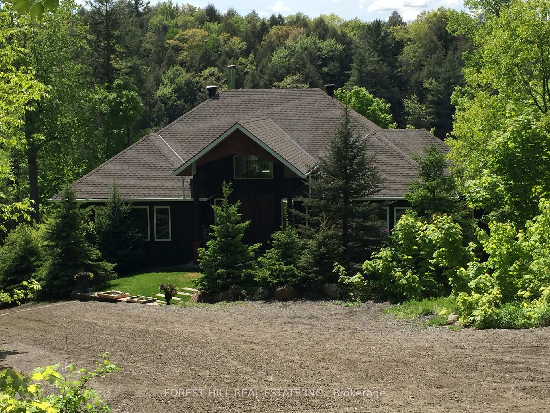 Photo 1 of 12 Cardinal Court, McKellar — HOMEH