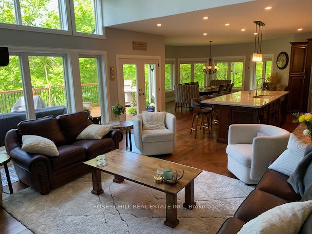 Photo 6 of 12 Cardinal Court, McKellar — HOMEH