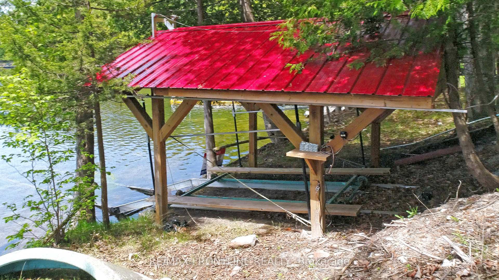 Photo 20 of 41 Sand-Birch Island, Rideau Lakes, Rideau Lakes (South Crosby) Twp — HOMEH