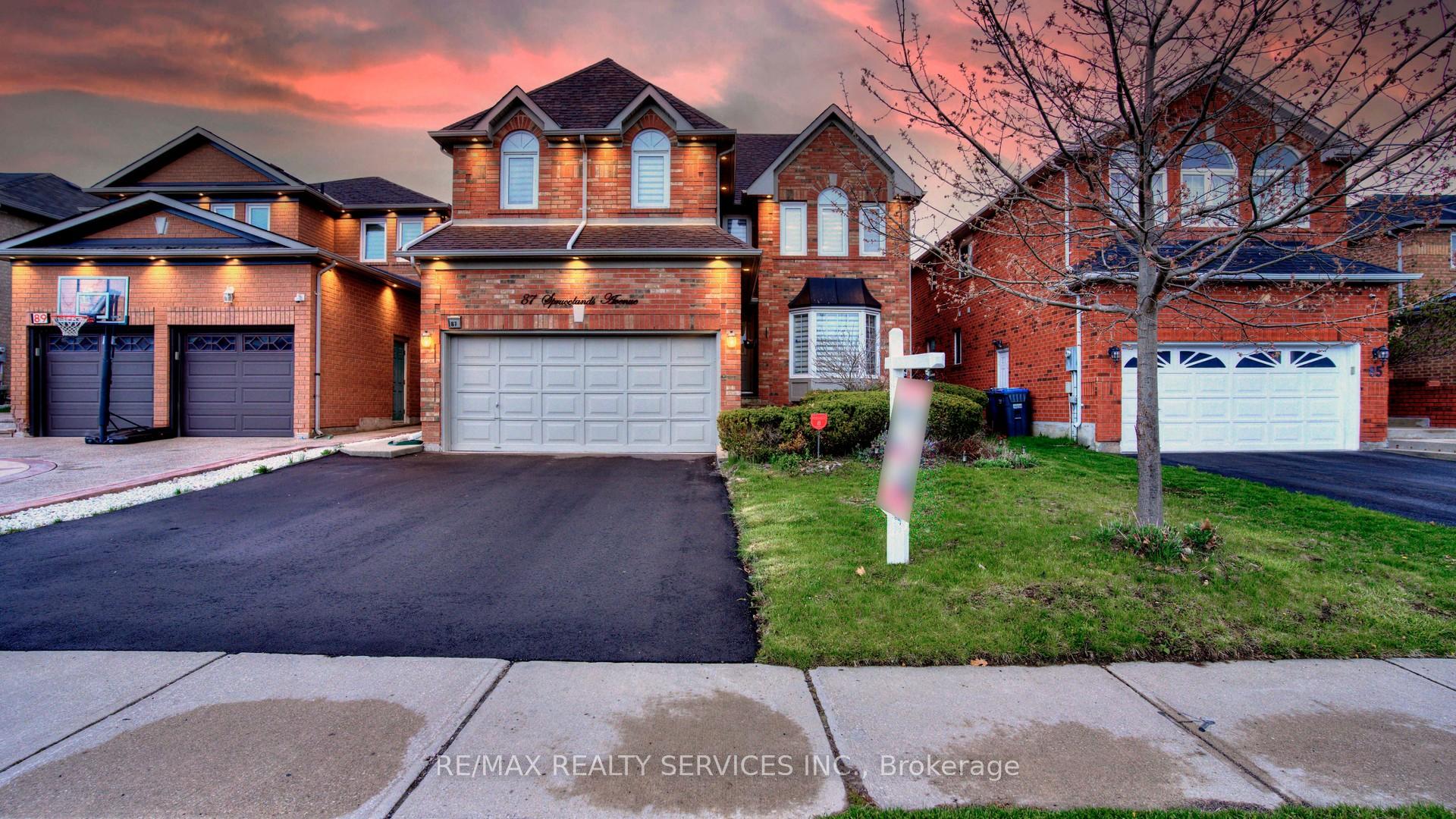 Front of 87 Sprucelands Avenue
