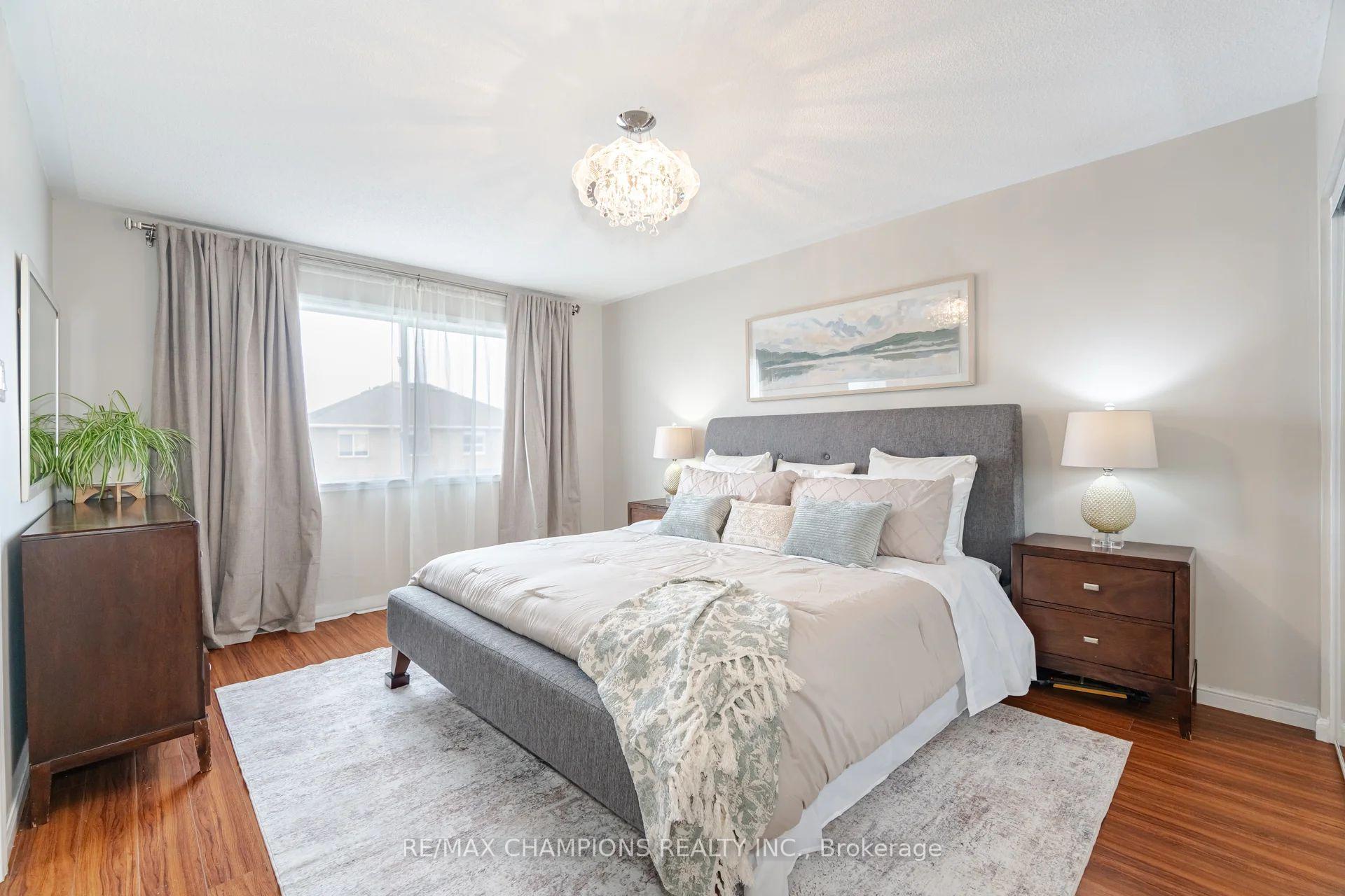 Photo 26 of 41 Garibaldi Drive, Brampton, Fletcher's Meadow — HOMEH