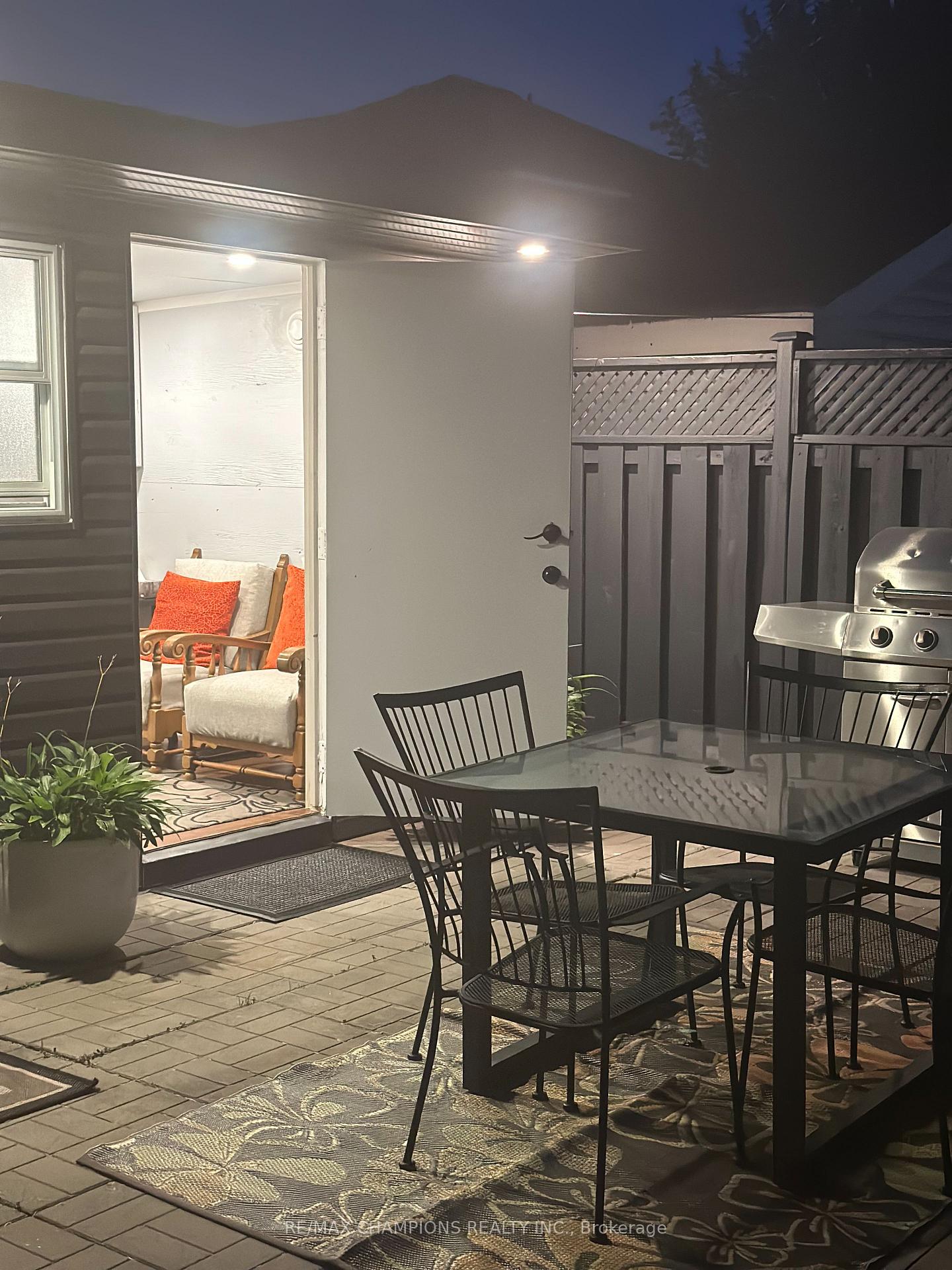 Photo 25 of 41 Garibaldi Drive, Brampton, Fletcher's Meadow — HOMEH