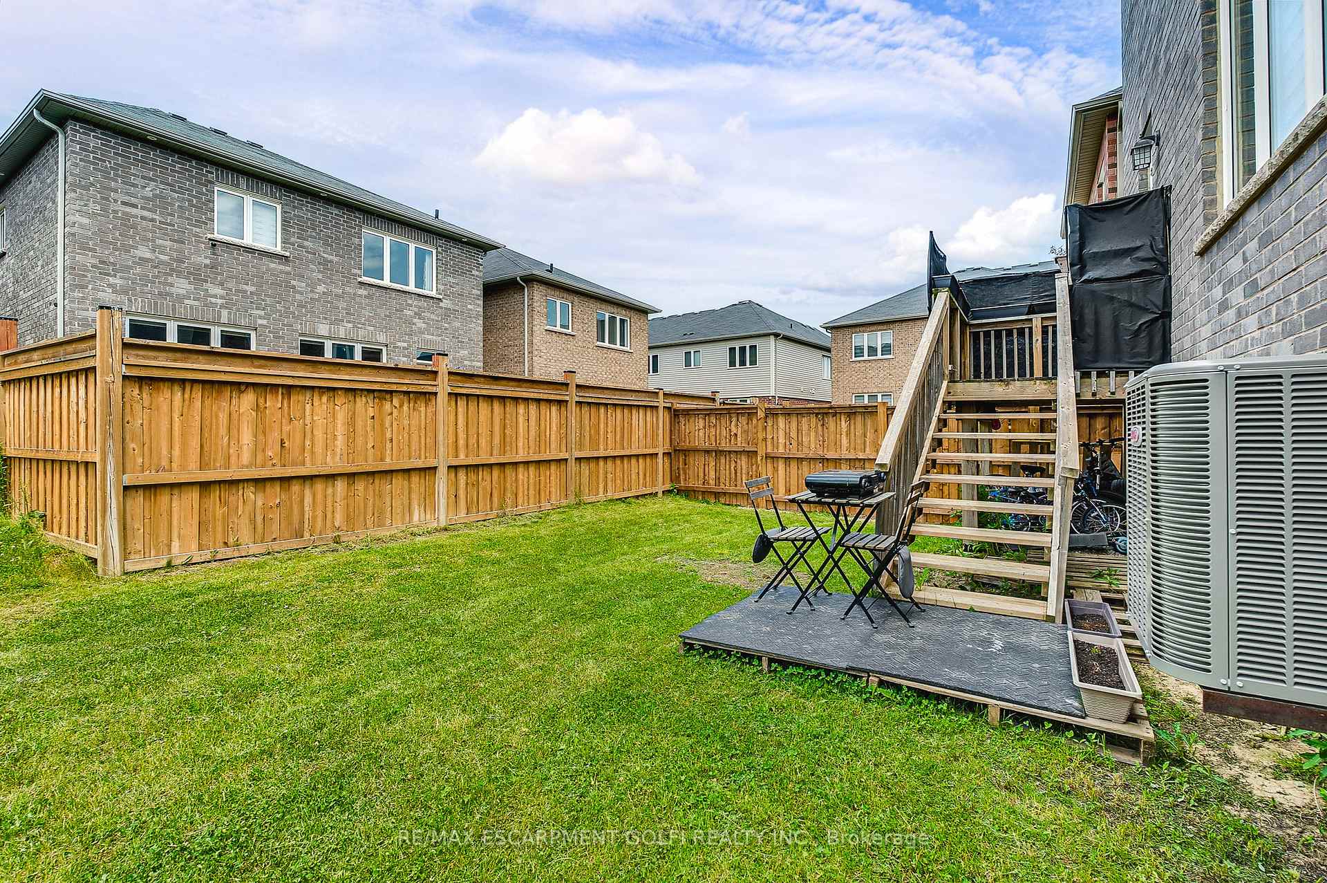 Photo 36 of 41 Sumac Drive, Haldimand — HOMEH