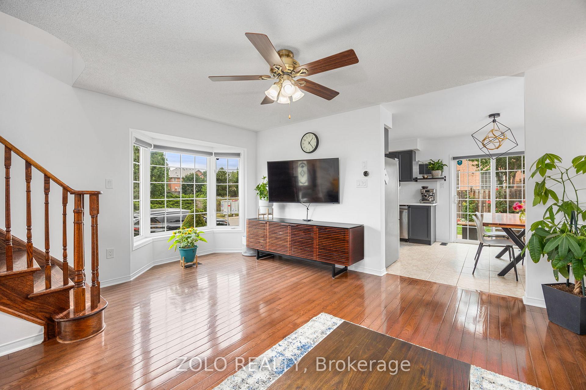 Photo 9 of 79 Crystalview Crescent S, Brampton, Bram East — HOMEH