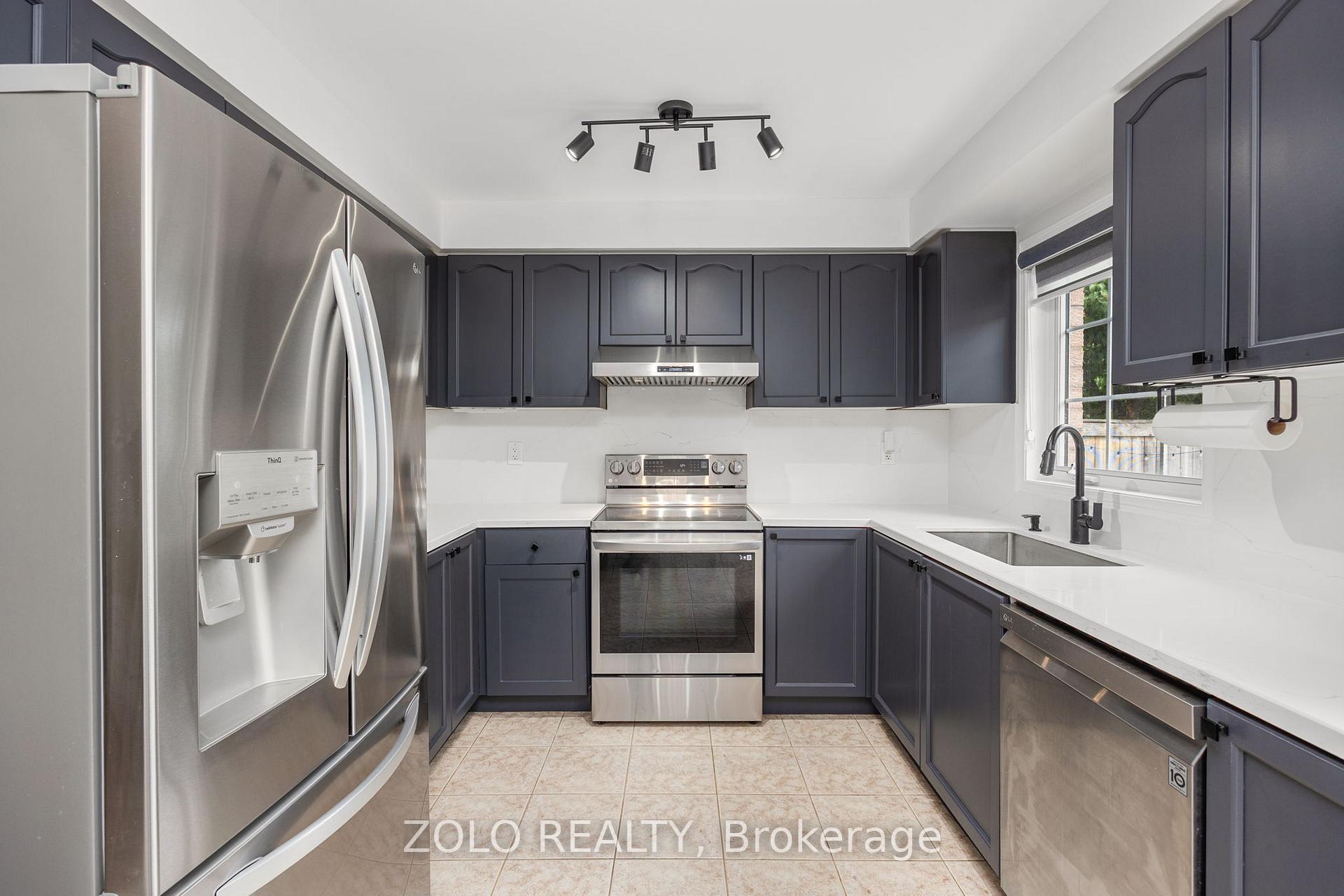 Photo 14 of 79 Crystalview Crescent S, Brampton, Bram East — HOMEH