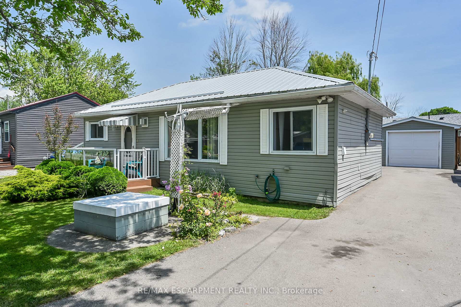 Photo 1 of 8 Witherspoon Drive, Haldimand, Nanticoke — HOMEH