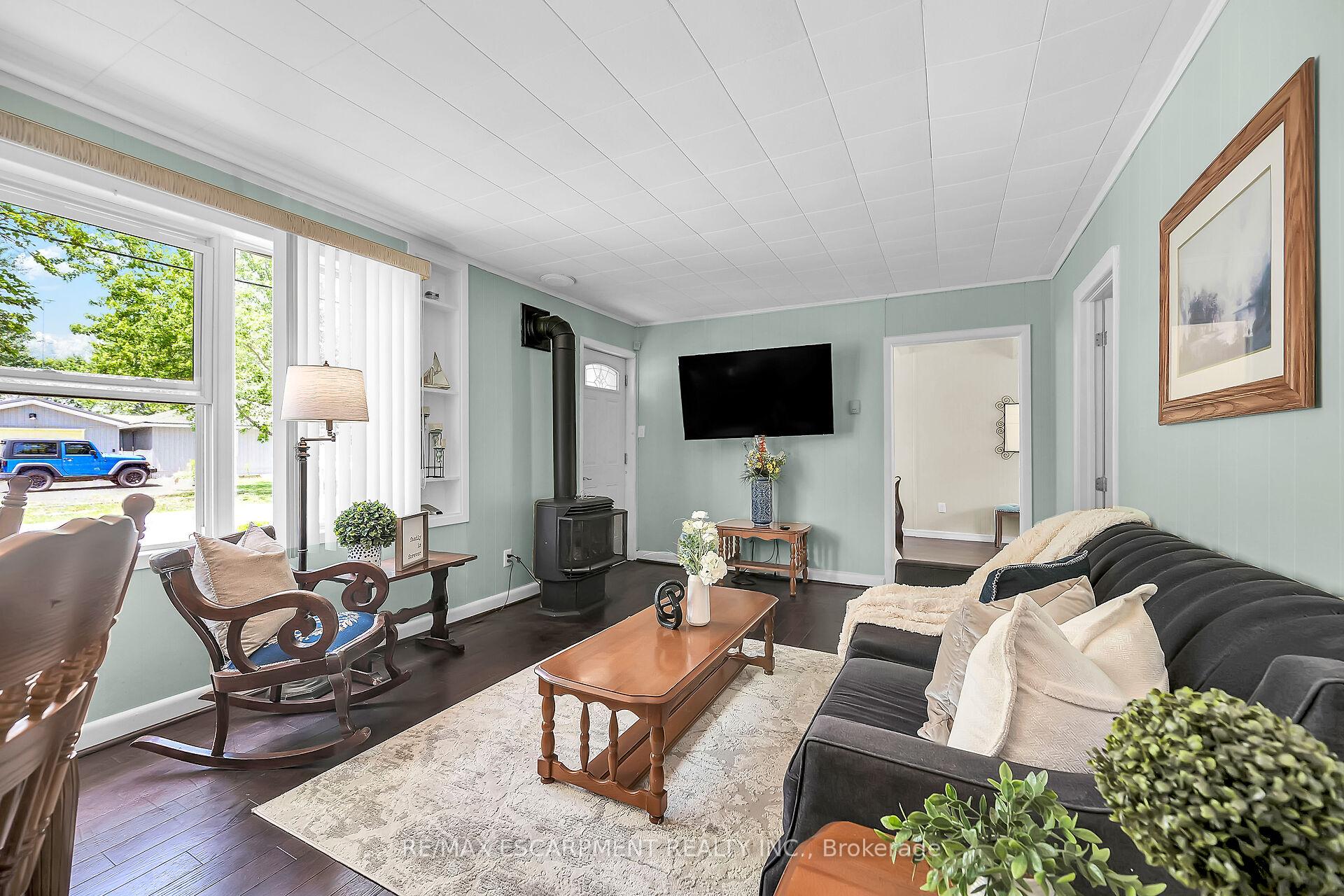 Photo 12 of 8 Witherspoon Drive, Haldimand, Nanticoke — HOMEH