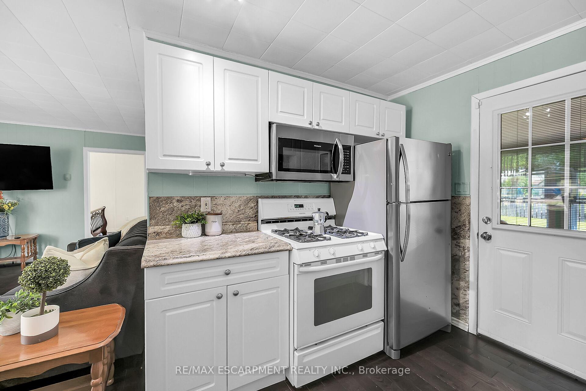 Photo 9 of 8 Witherspoon Drive, Haldimand, Nanticoke — HOMEH