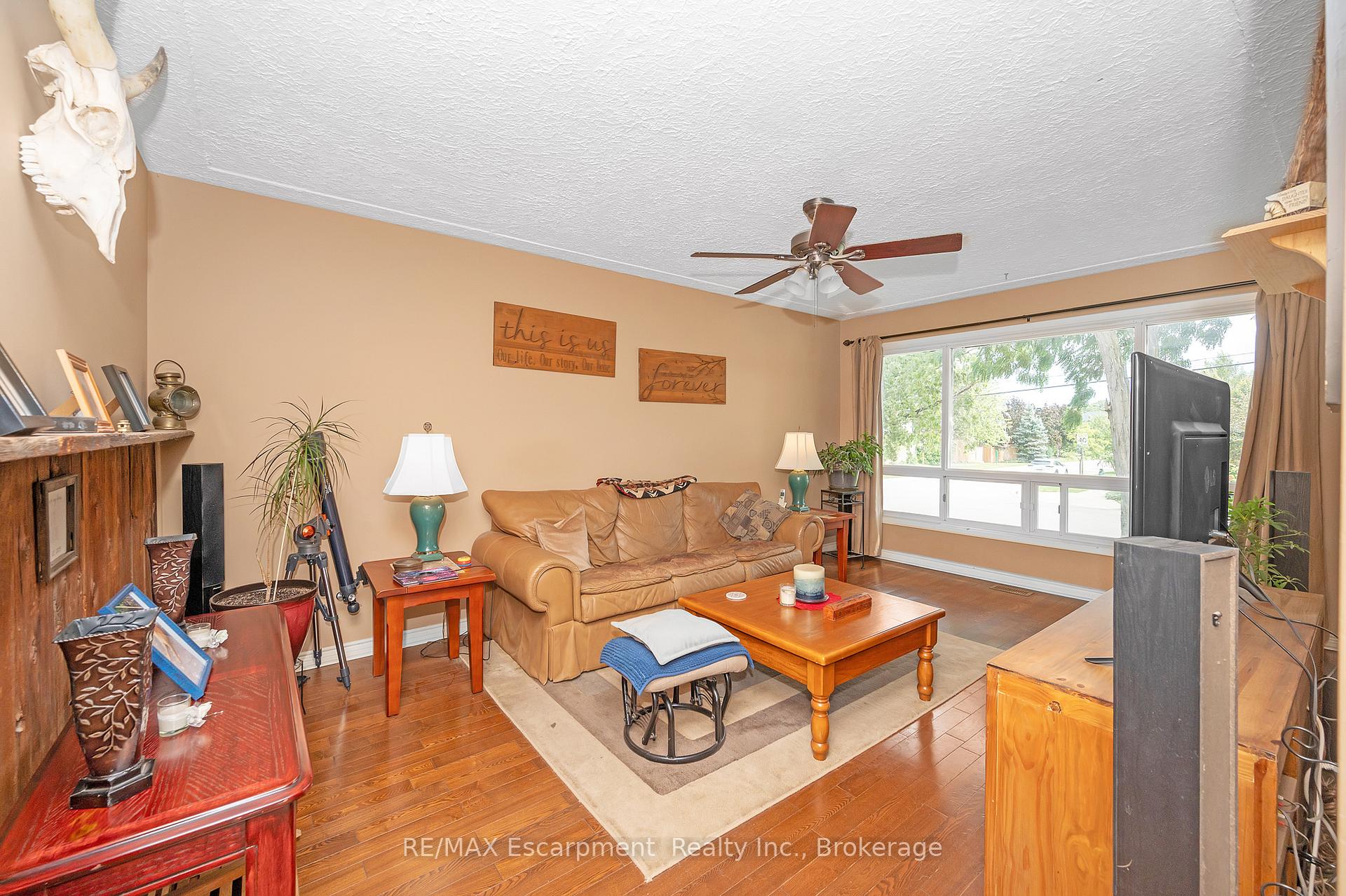 Photo 5 of 267 Winona Road, Hamilton, Winona — HOMEH
