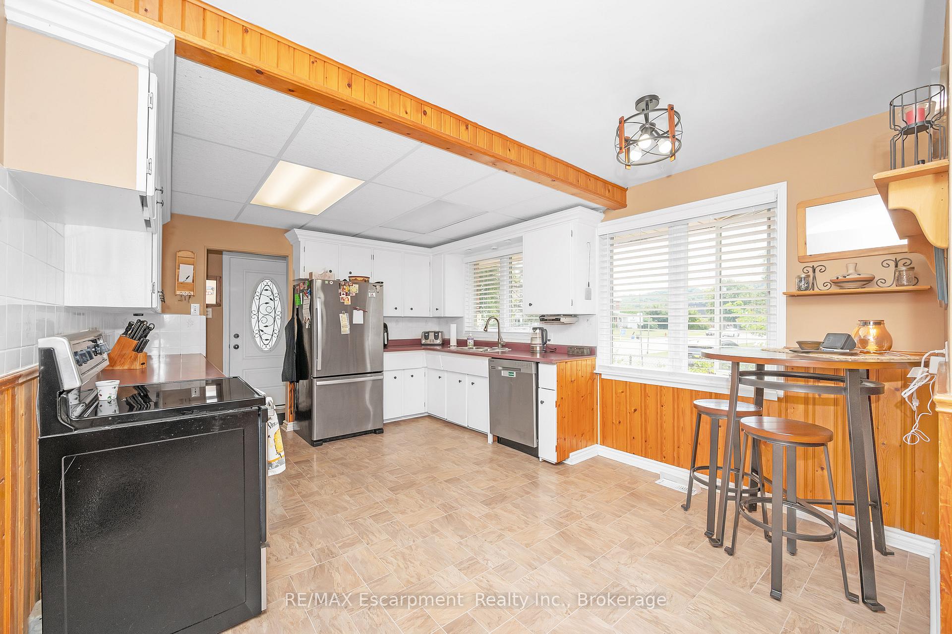 Photo 6 of 267 Winona Road, Hamilton, Winona — HOMEH