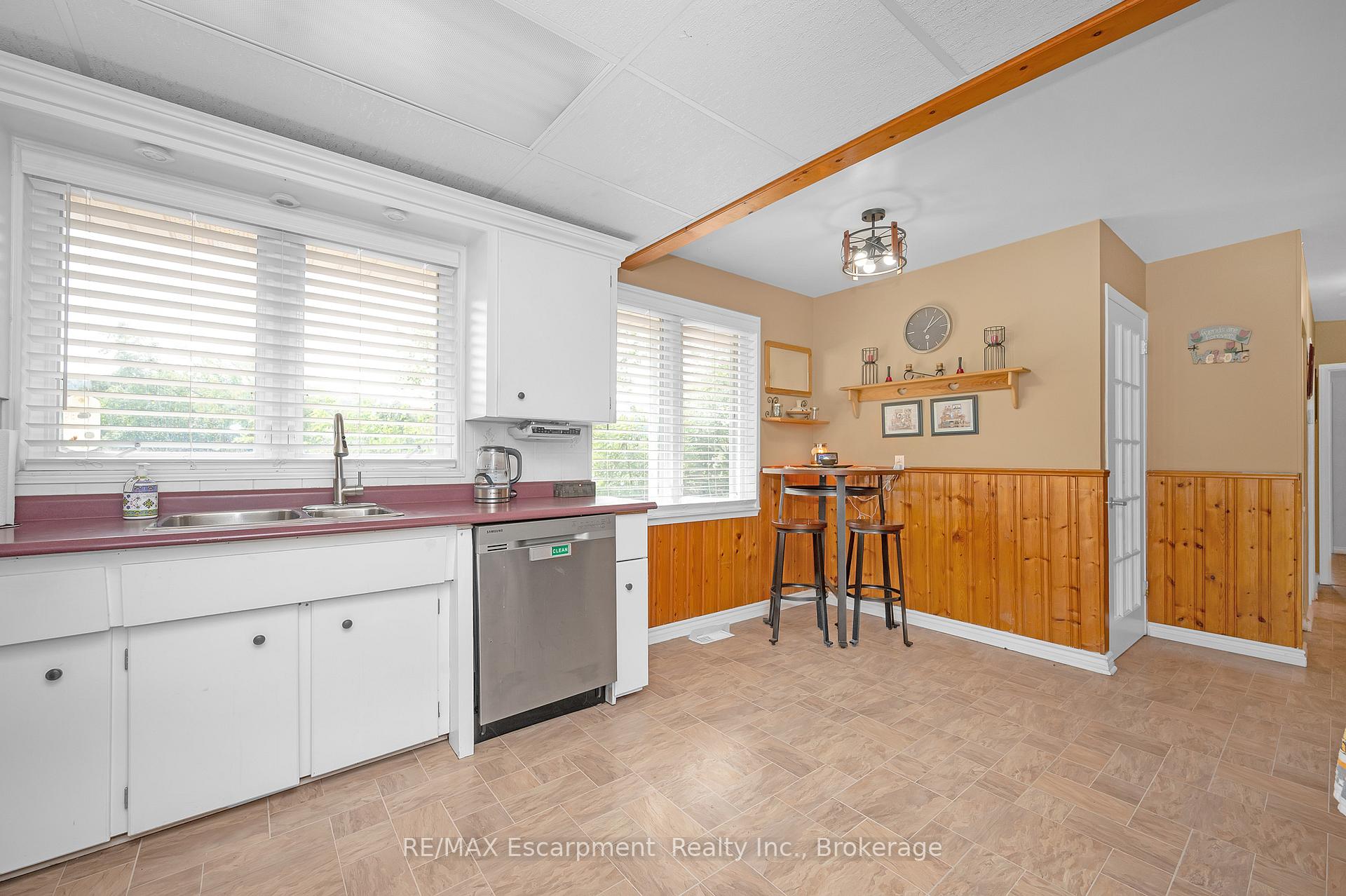 Photo 12 of 267 Winona Road, Hamilton, Winona — HOMEH