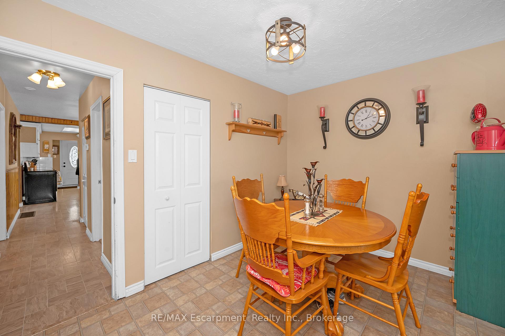 Photo 9 of 267 Winona Road, Hamilton, Winona — HOMEH