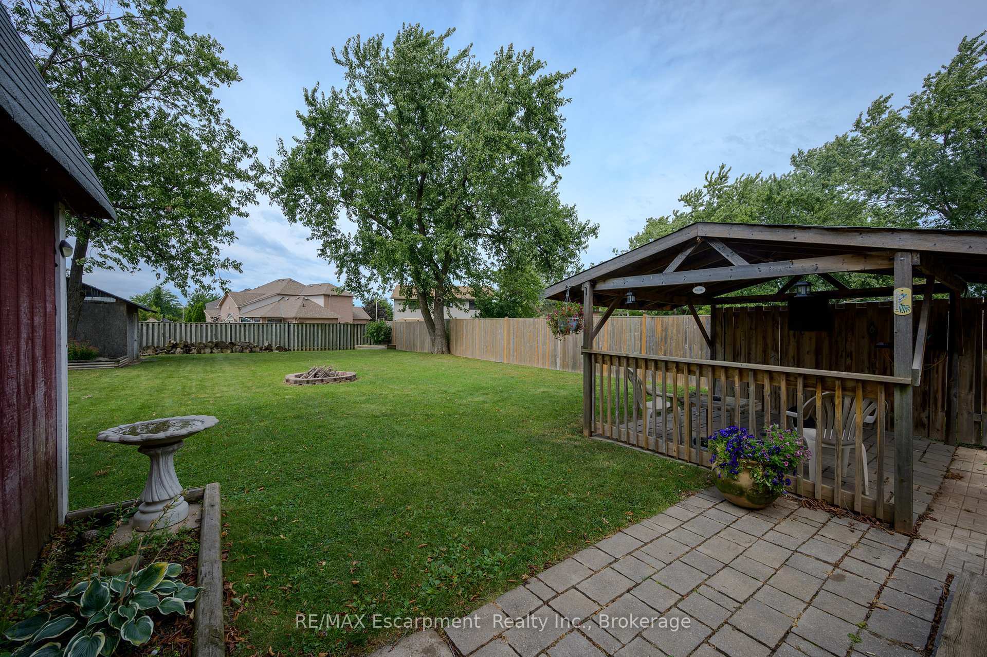 Photo 23 of 267 Winona Road, Hamilton, Winona — HOMEH