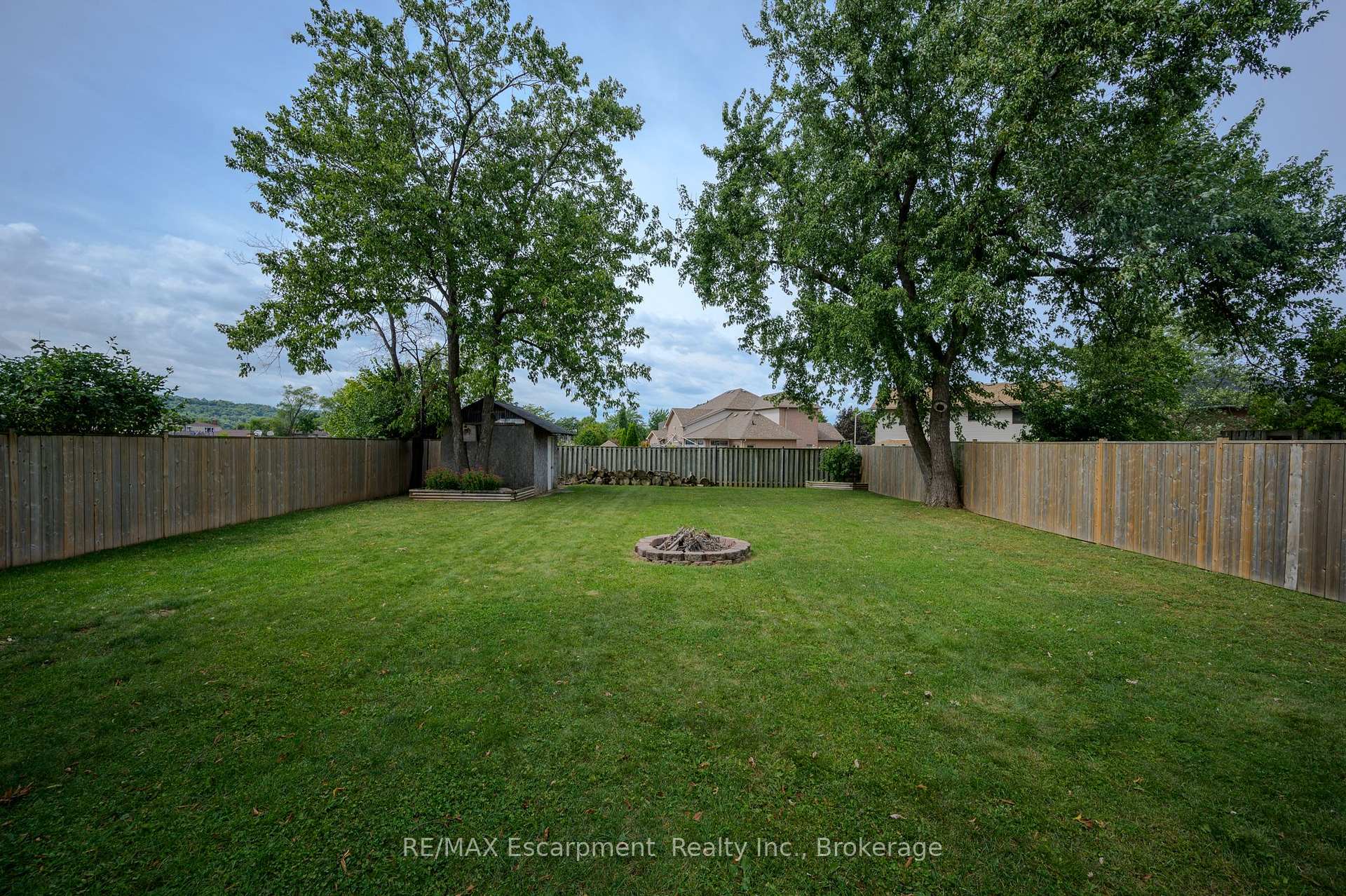 Photo 26 of 267 Winona Road, Hamilton, Winona — HOMEH