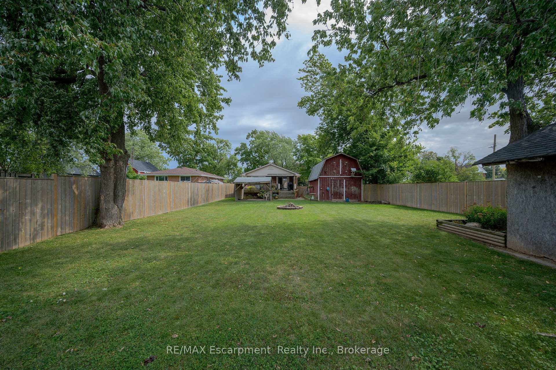 Photo 29 of 267 Winona Road, Hamilton, Winona — HOMEH