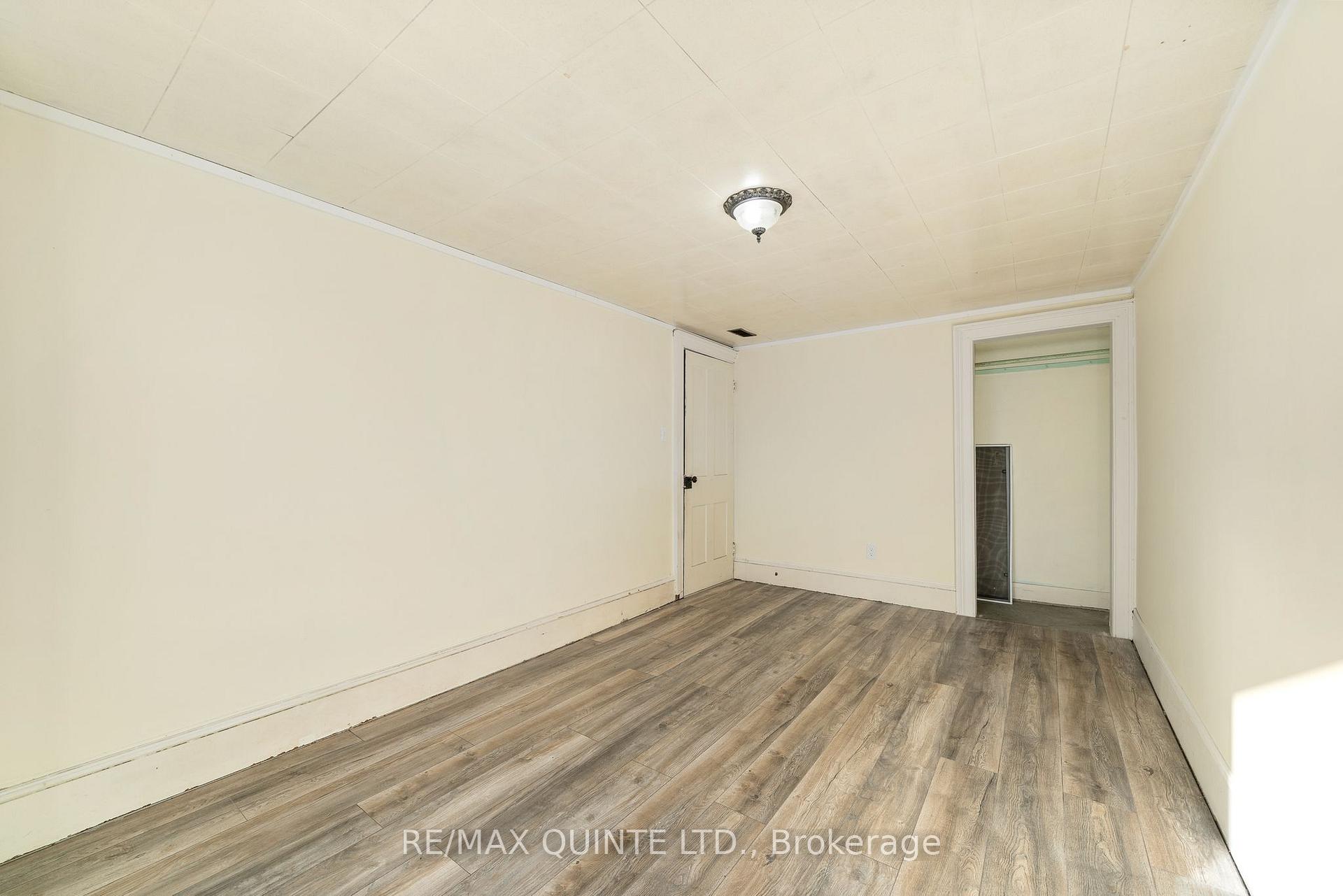 Photo 20 of 210 Station Street, Belleville, Belleville Ward — HOMEH