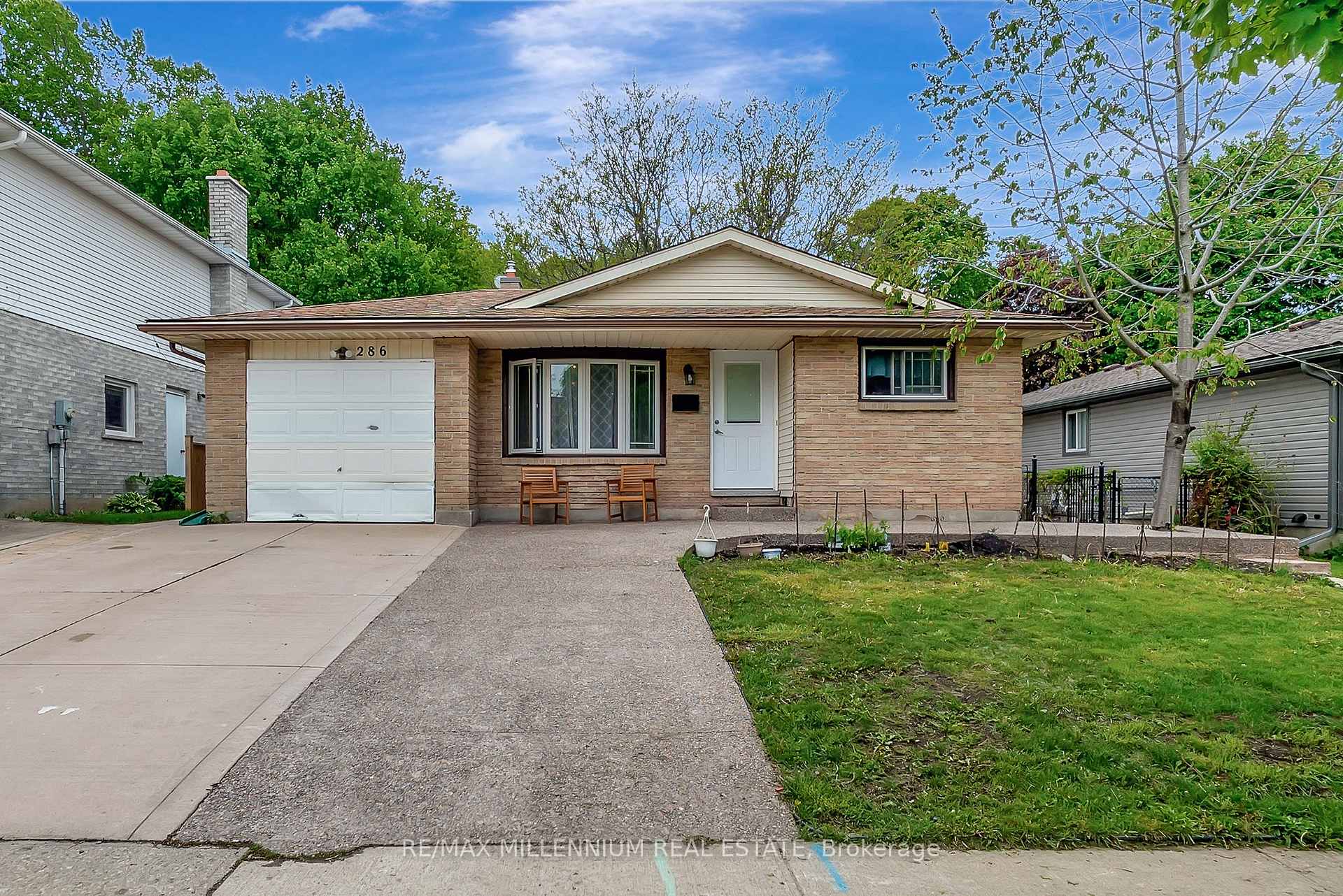 Photo 1 of 286 Driftwood Drive, Kitchener — HOMEH