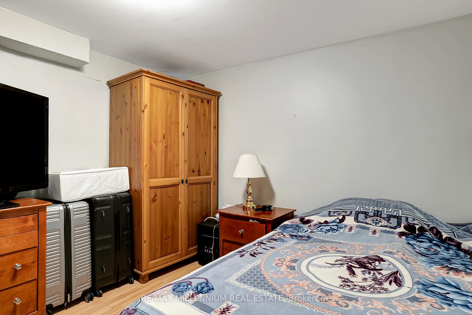 Photo 15 of 286 Driftwood Drive, Kitchener — HOMEH