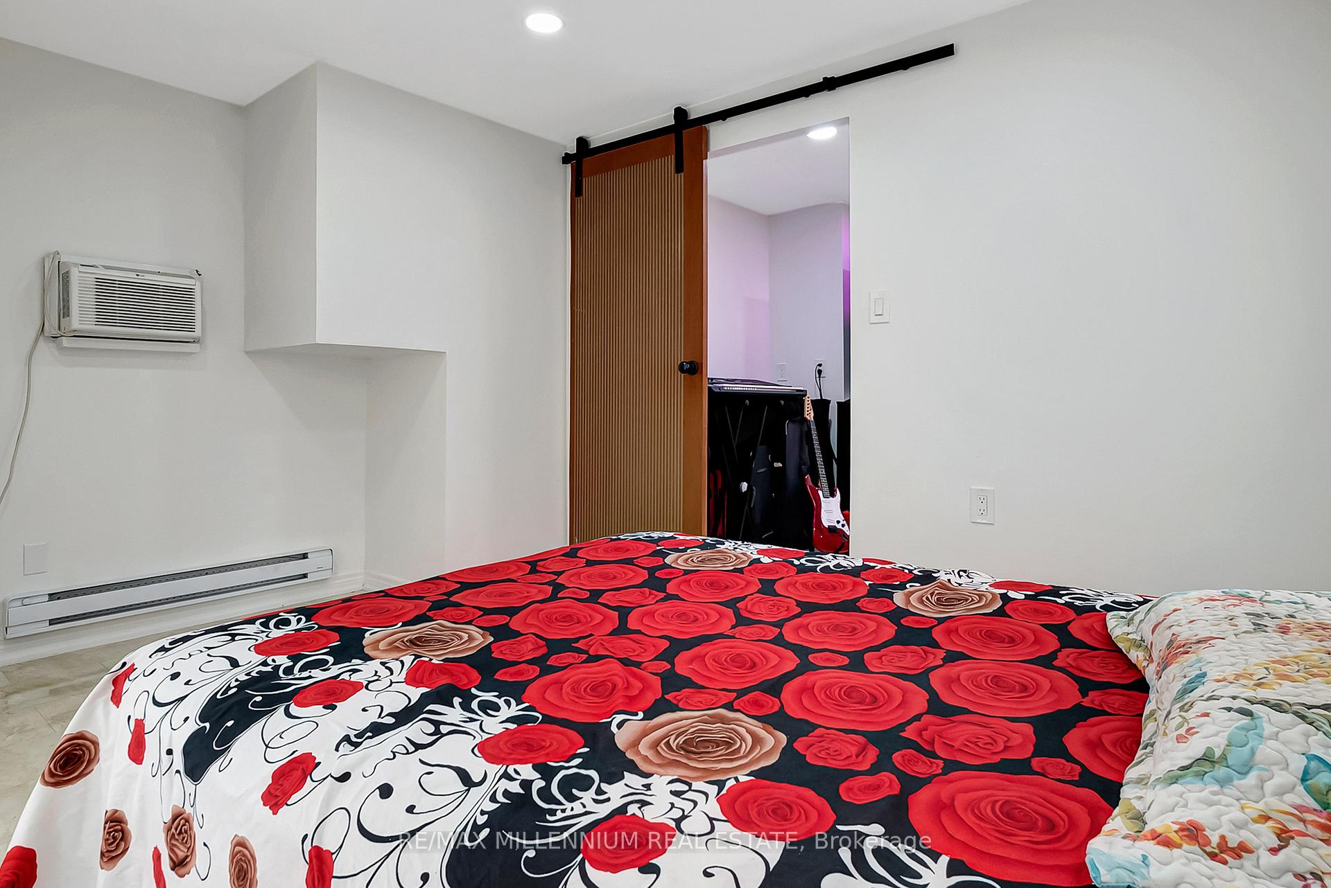 Photo 19 of 286 Driftwood Drive, Kitchener — HOMEH