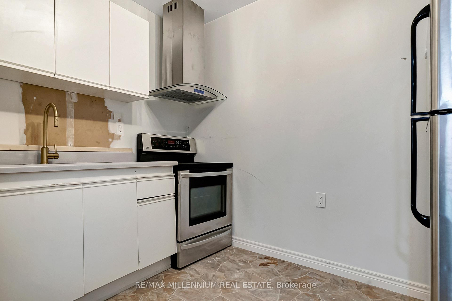Photo 22 of 286 Driftwood Drive, Kitchener — HOMEH