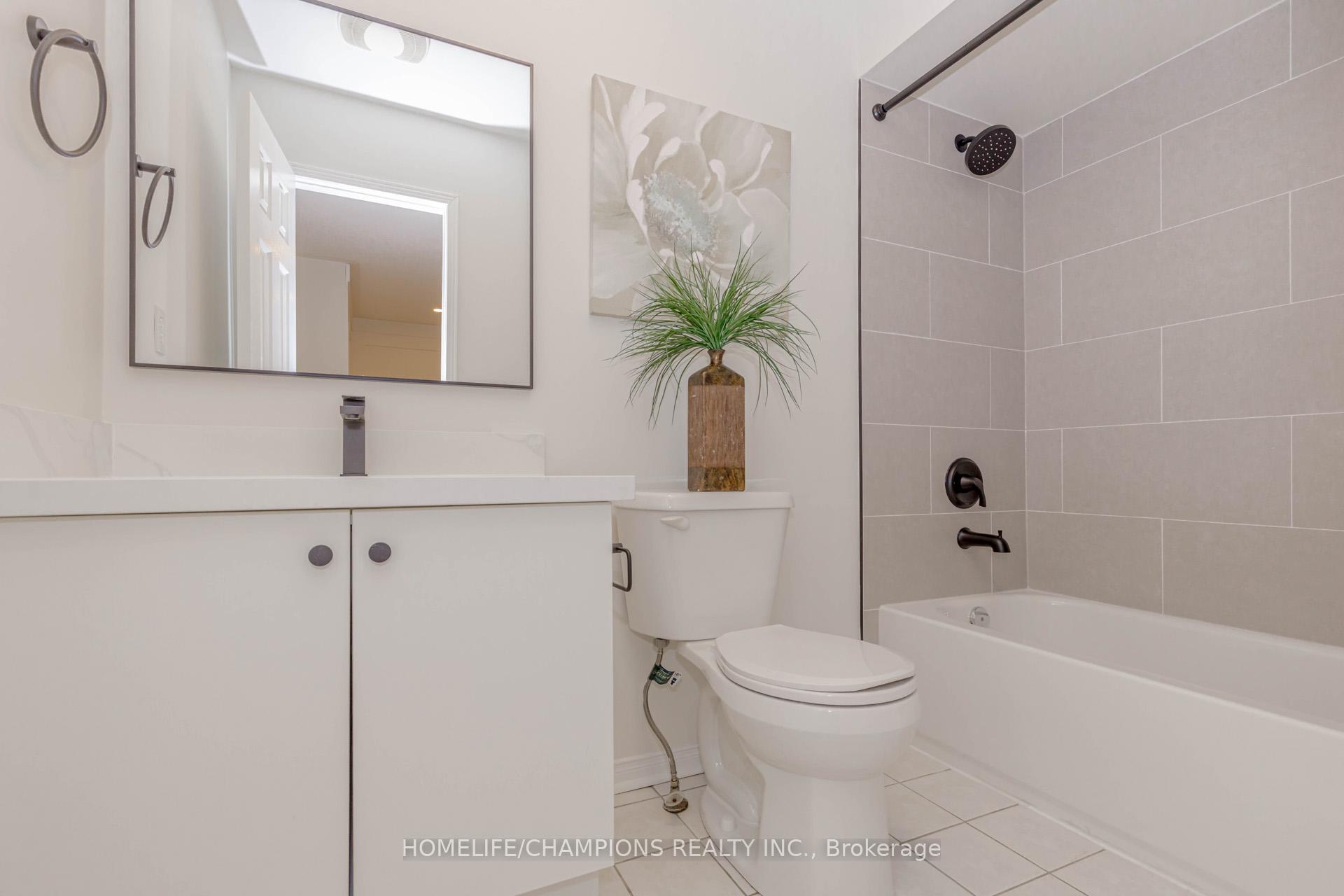 Photo 5 of 27 Tasker Crescent, Ajax, Central — HOMEH