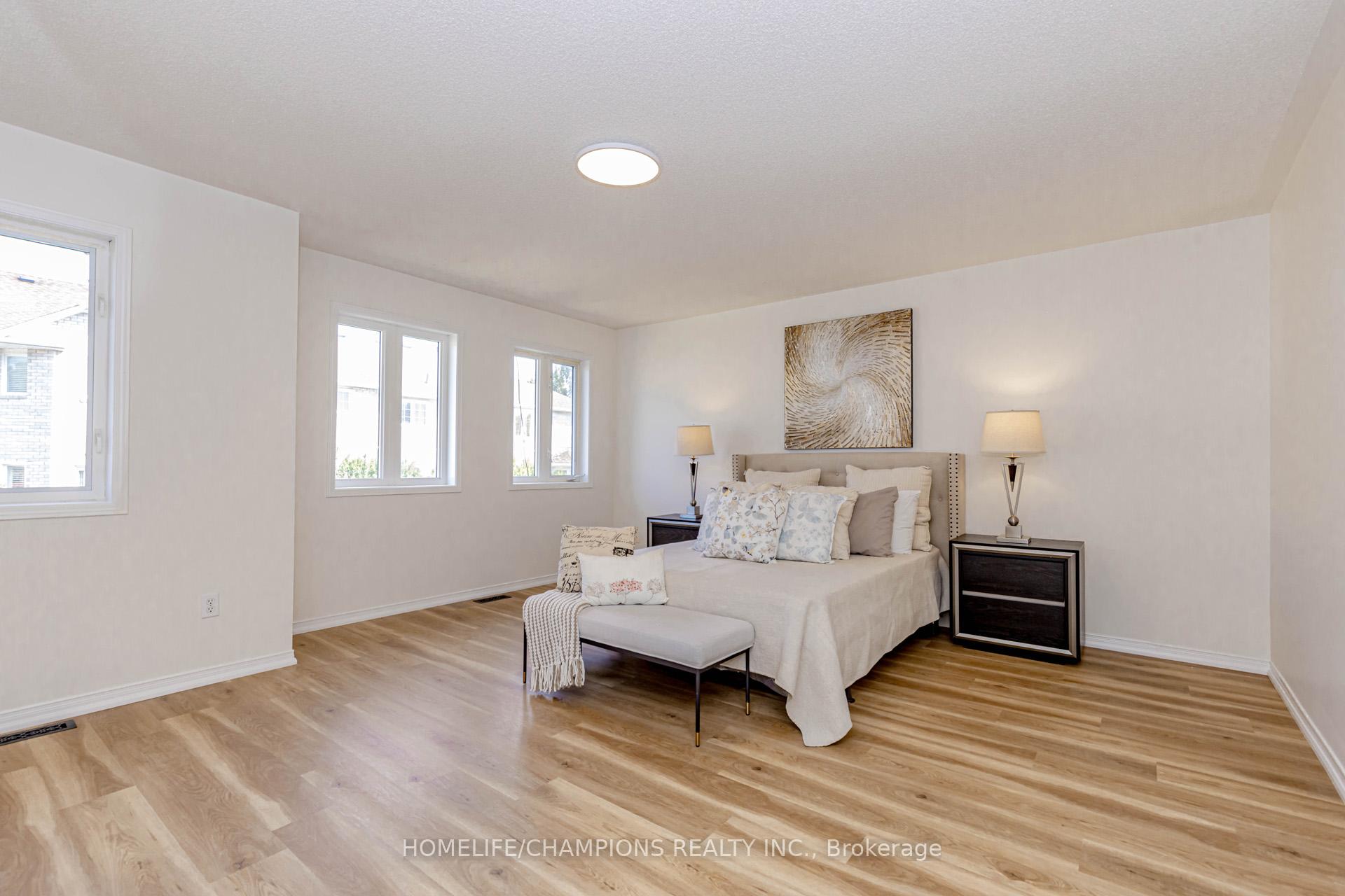 Photo 13 of 27 Tasker Crescent, Ajax, Central — HOMEH