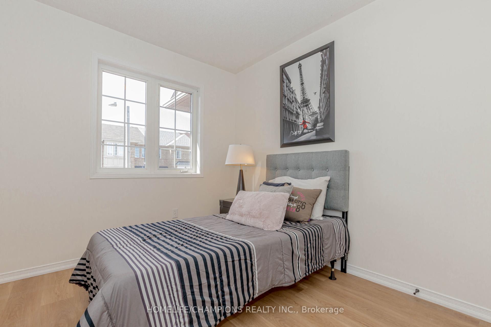Photo 12 of 27 Tasker Crescent, Ajax, Central — HOMEH
