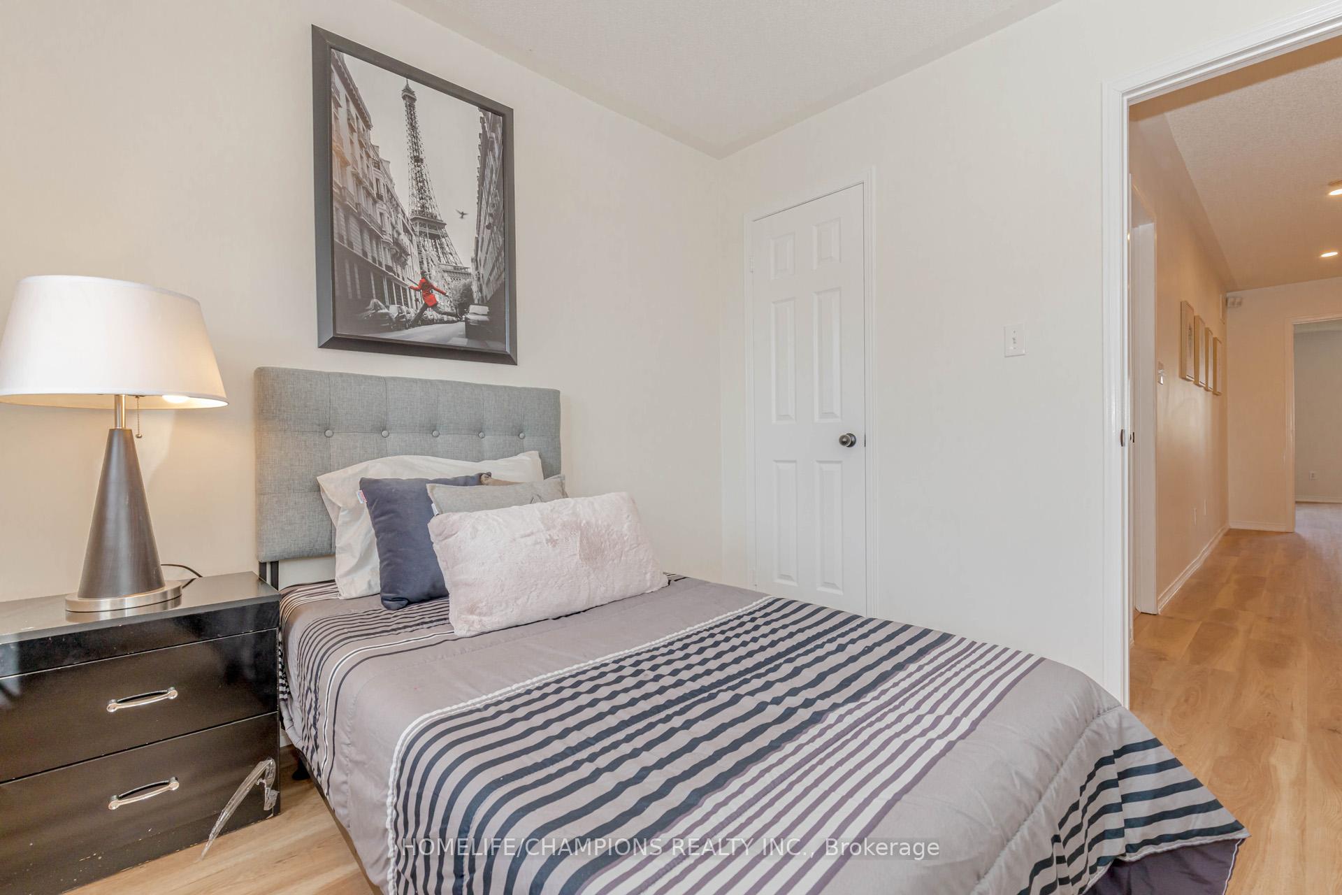 Photo 14 of 27 Tasker Crescent, Ajax, Central — HOMEH