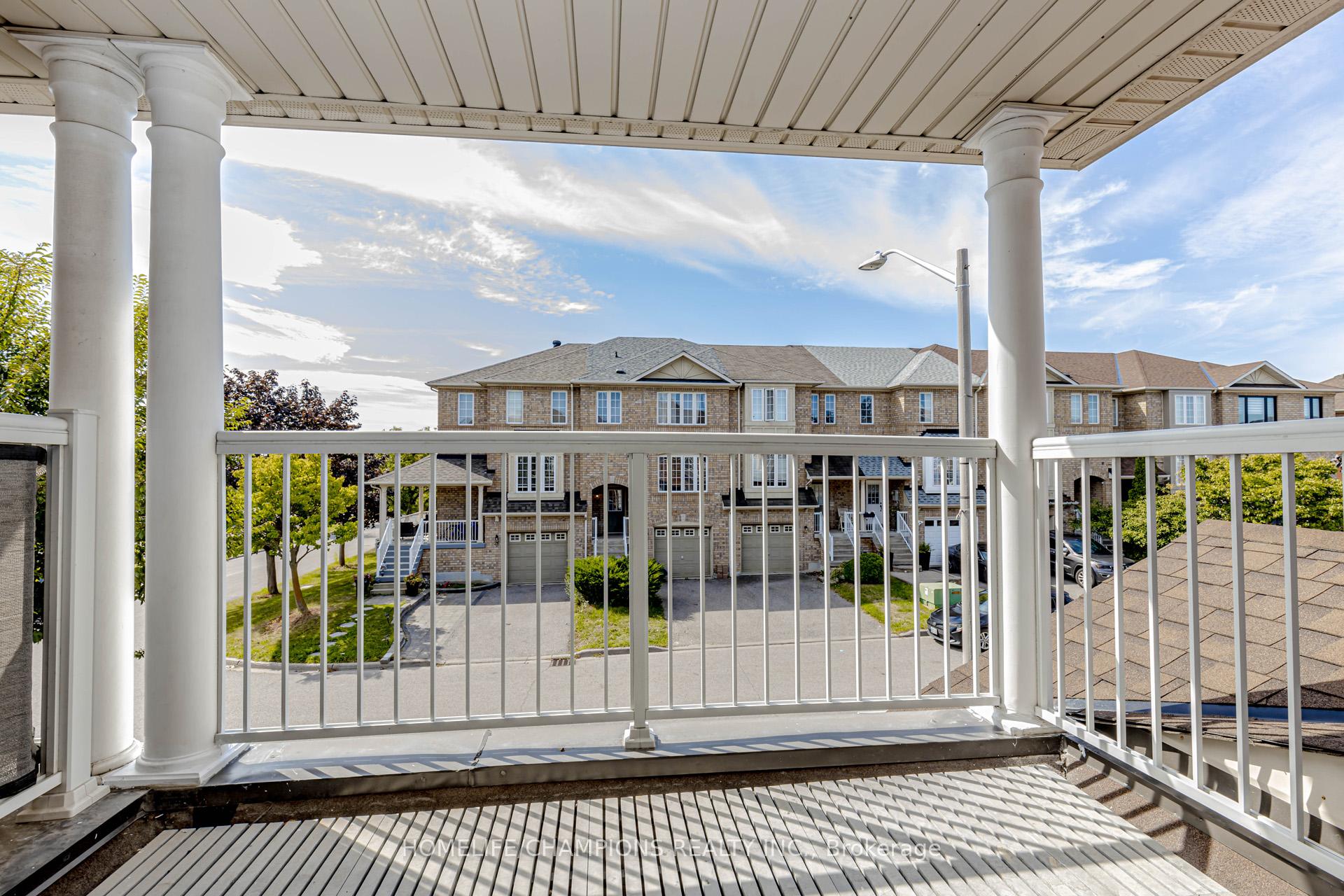 Photo 15 of 27 Tasker Crescent, Ajax, Central — HOMEH