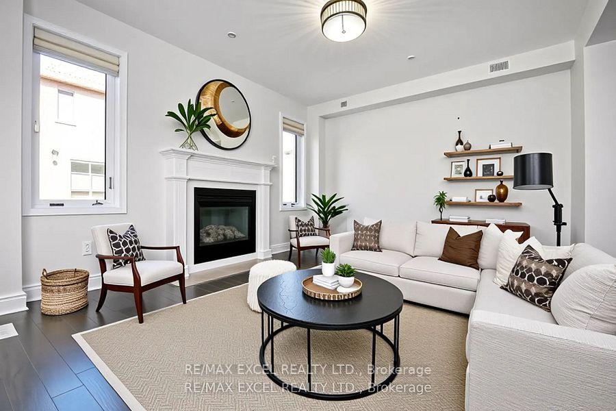 Photo 4 of 4 Yarl Drive, Markham, Middlefield — HOMEH
