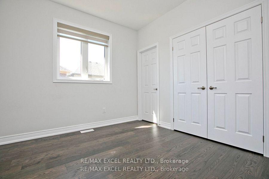 Photo 38 of 4 Yarl Drive, Markham, Middlefield — HOMEH