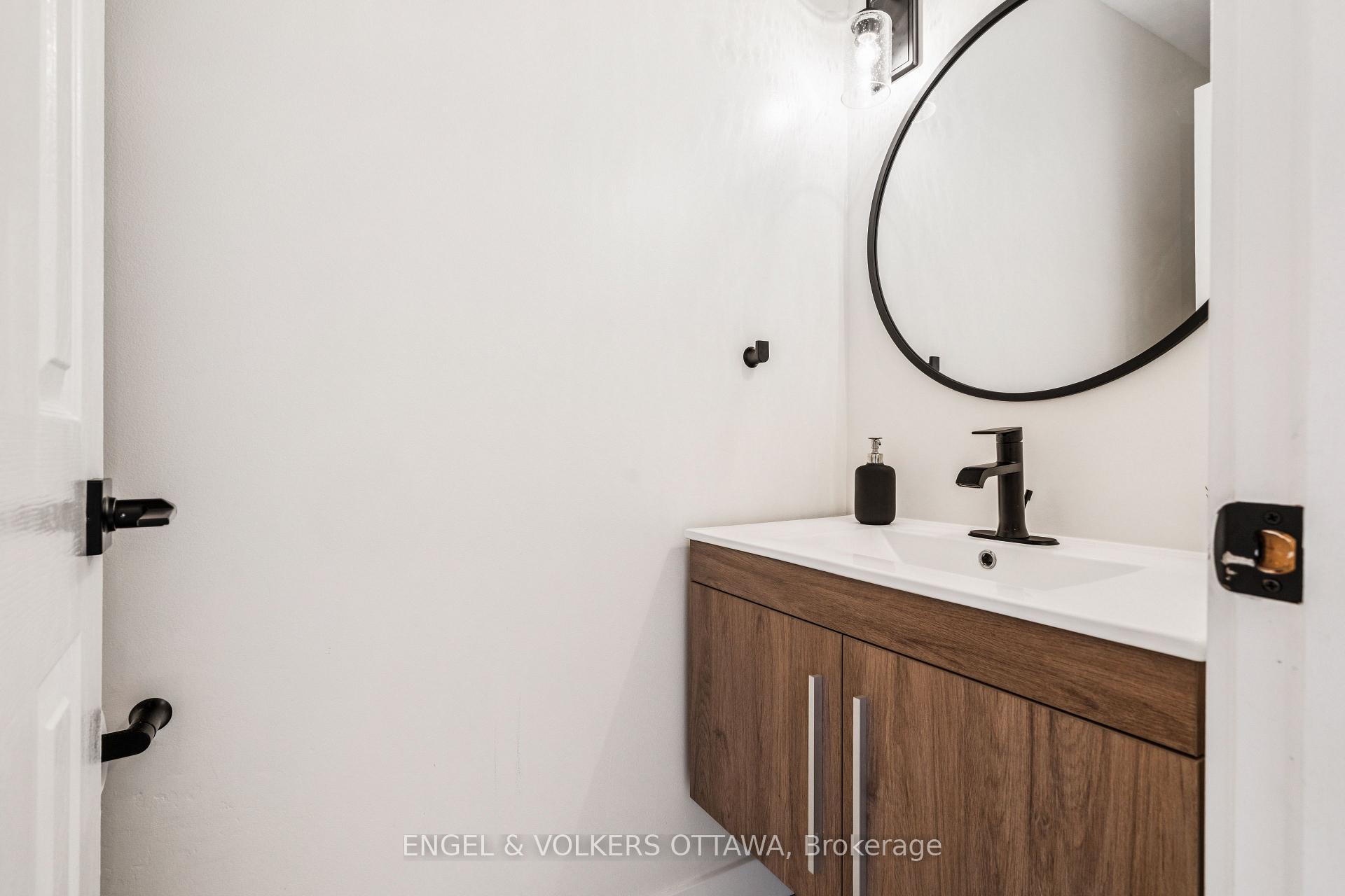 Photo 20 of 6285 Sablewood Place, Ottawa, Chapel Hill — HOMEH