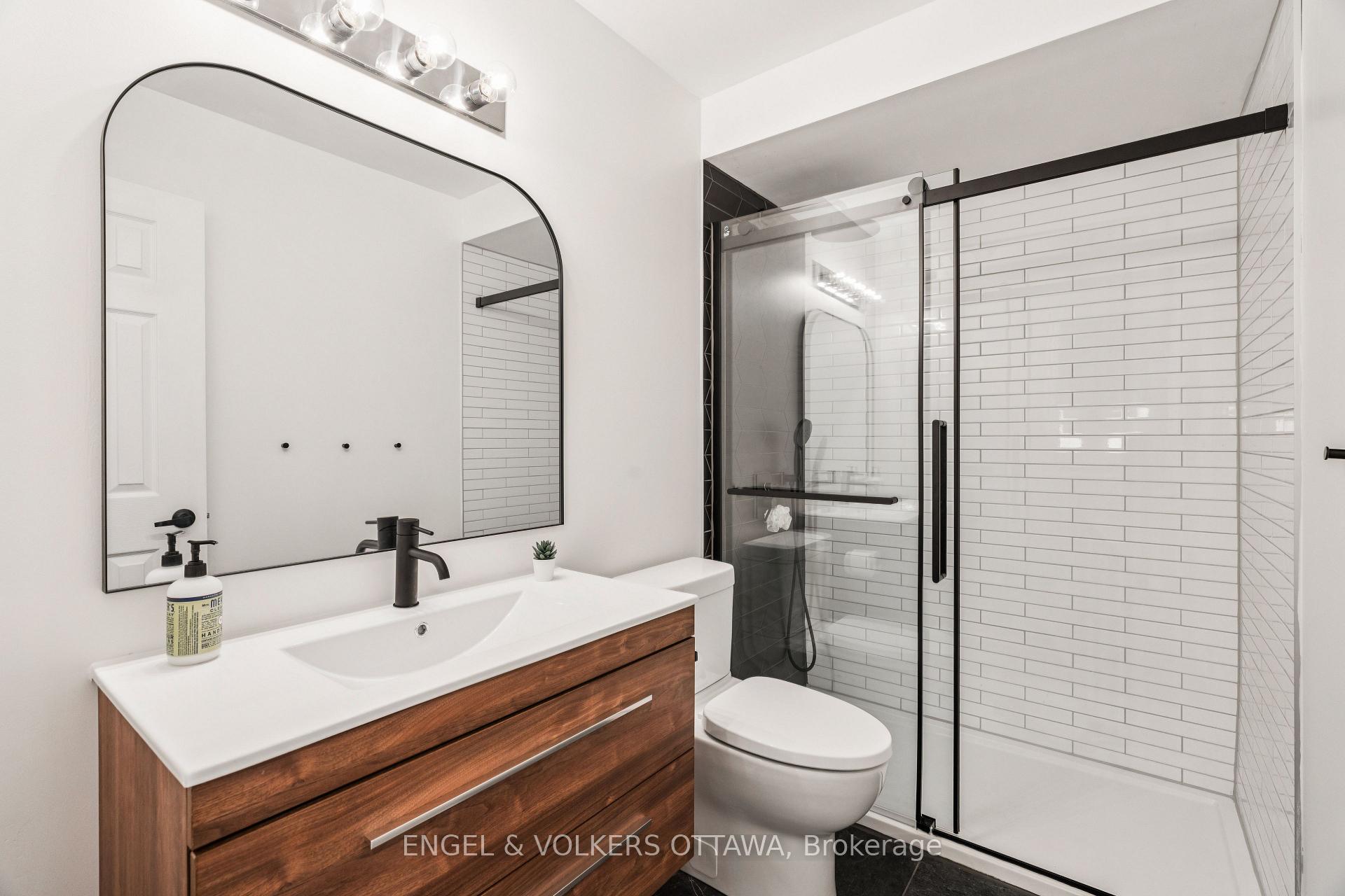 Photo 22 of 6285 Sablewood Place, Ottawa, Chapel Hill — HOMEH