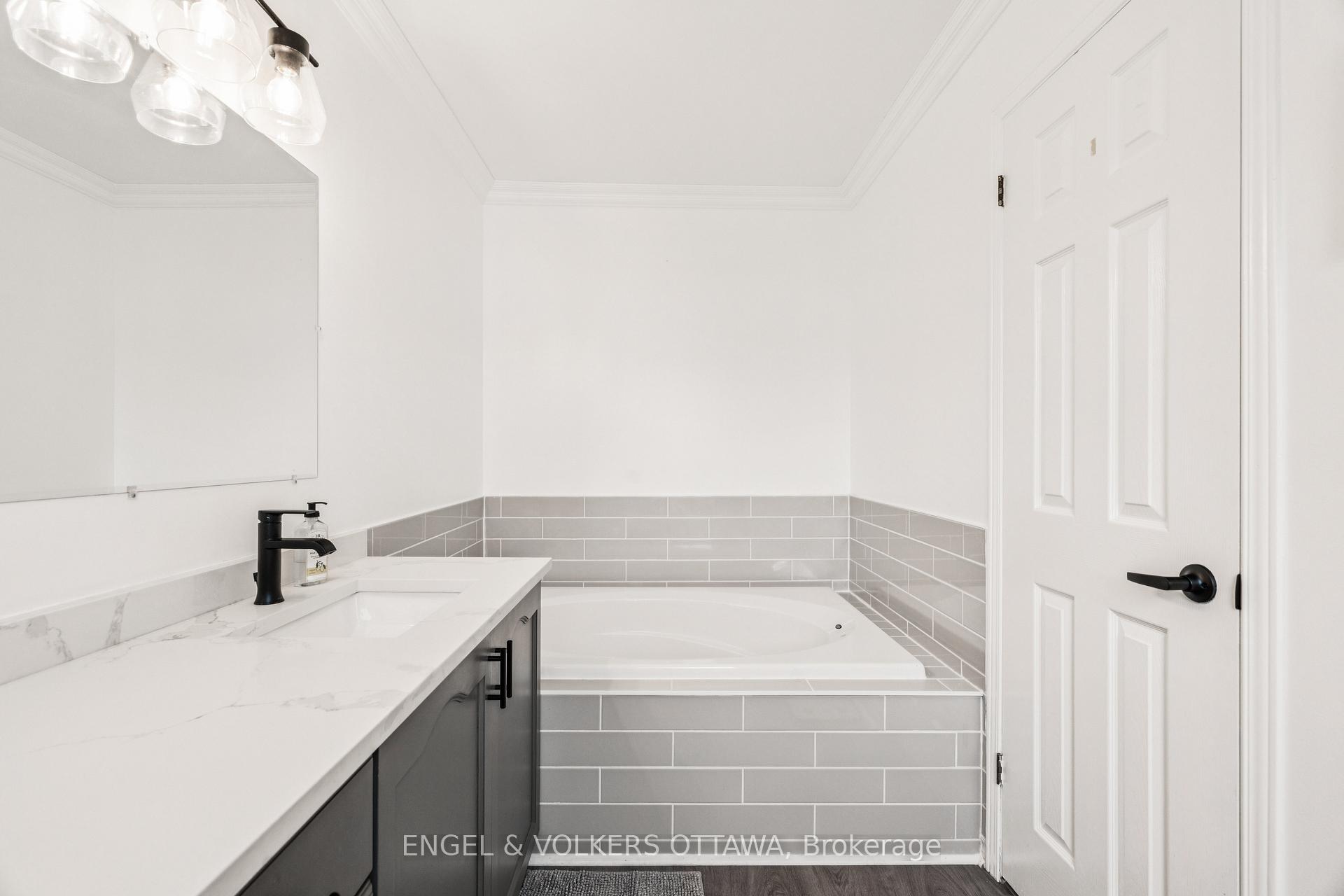 Photo 28 of 6285 Sablewood Place, Ottawa, Chapel Hill — HOMEH